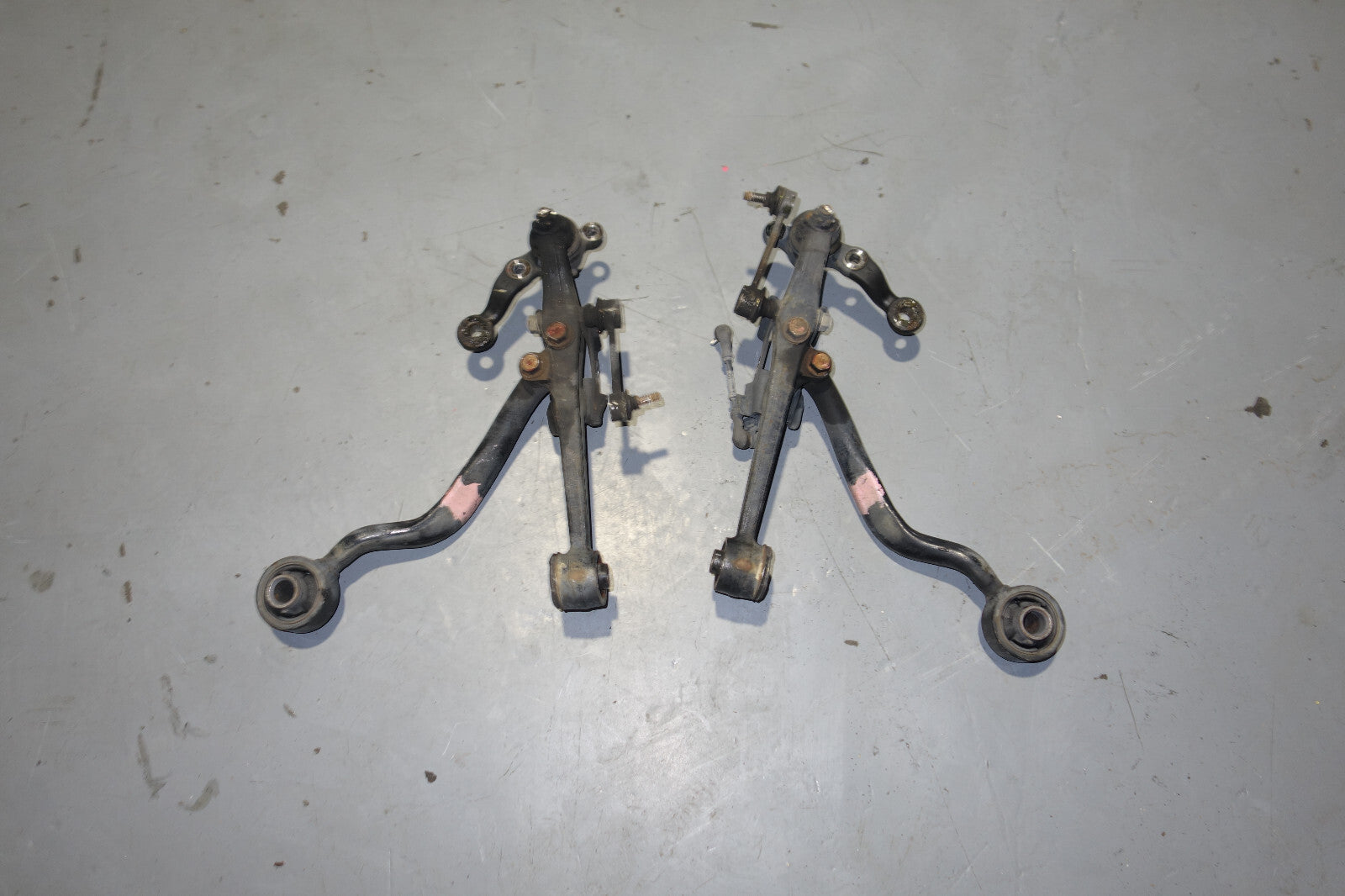 JDM Lexus is300 Altezza OEM Front Lower Control Arms Ball Joints 2001-2005 SXE10