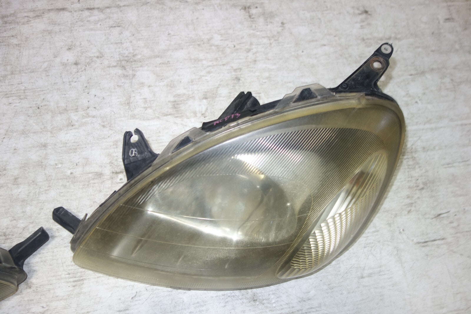 JDM 2001 Toyota Vitz Echo NCP13 Kouki Halogen Headlights Lights Lamps OEM