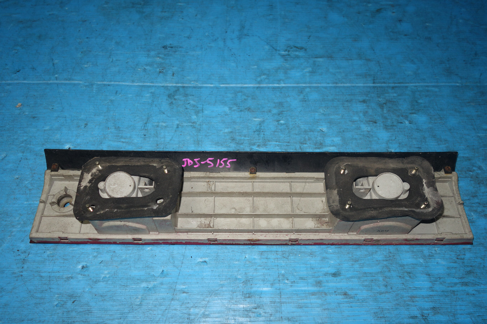 JDM Honda Prelude OEM Rear Center Garnish Ba4 BA5 1990 1991 Red #5155