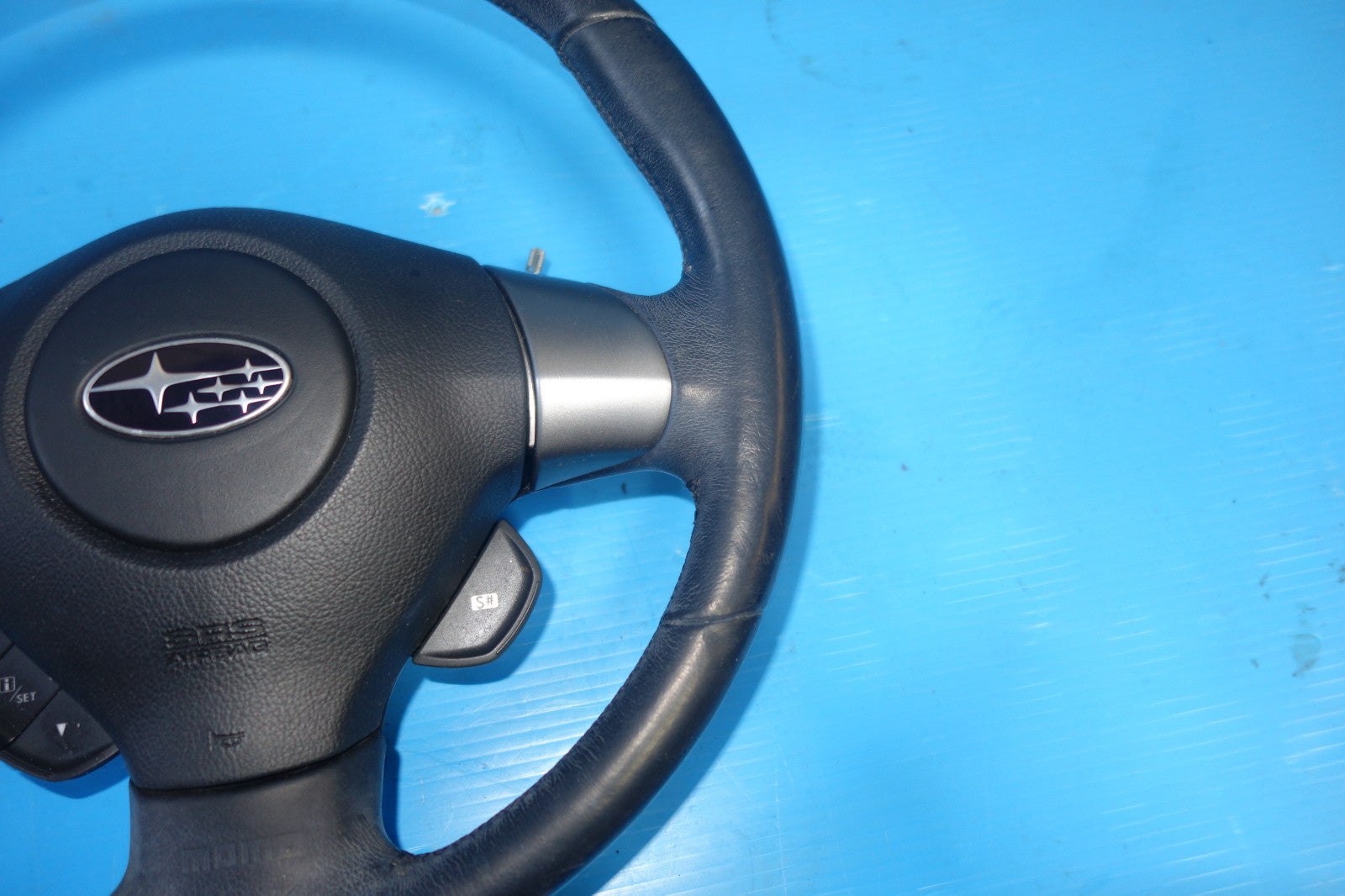JDM Subaru Impreza Forester Legacy OEM Momo Steering Wheel & Hub Rare GDB BP5