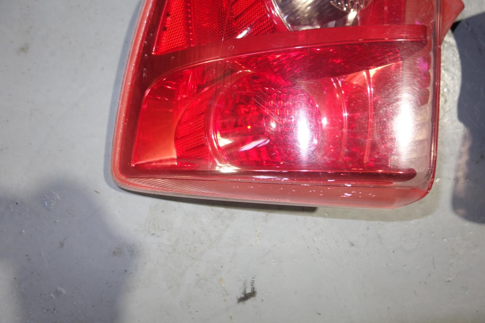 JDM 2000-2005 TOYOTA CELICA OEM TAIL LIGHTS LH LR TAIL LAMPS 2000-2005 MF-1678
