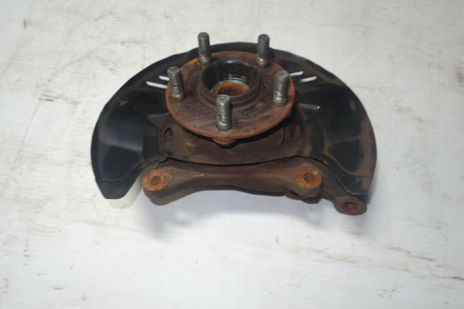 JDM 13-14 SUBARU XV GROSSTREK OEM FRONT KNUCKLE SPINDLE HUB LEFT SIDE GENUINE