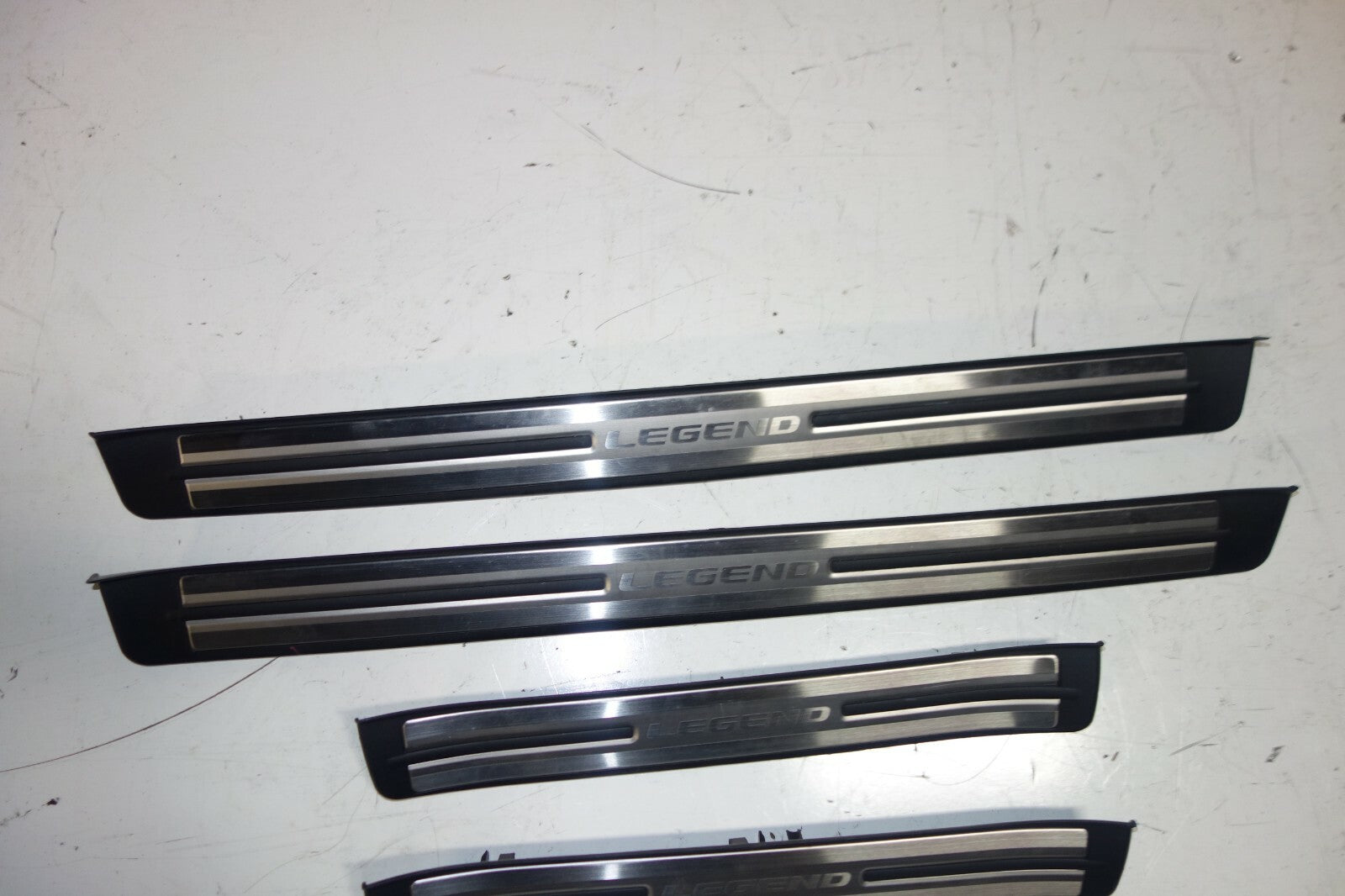 JDM ACURA RL HONDA LEGEND KB1 OEM DOOR SILLS TRIM SCUFF PLATES SIDE STEPS 05-08