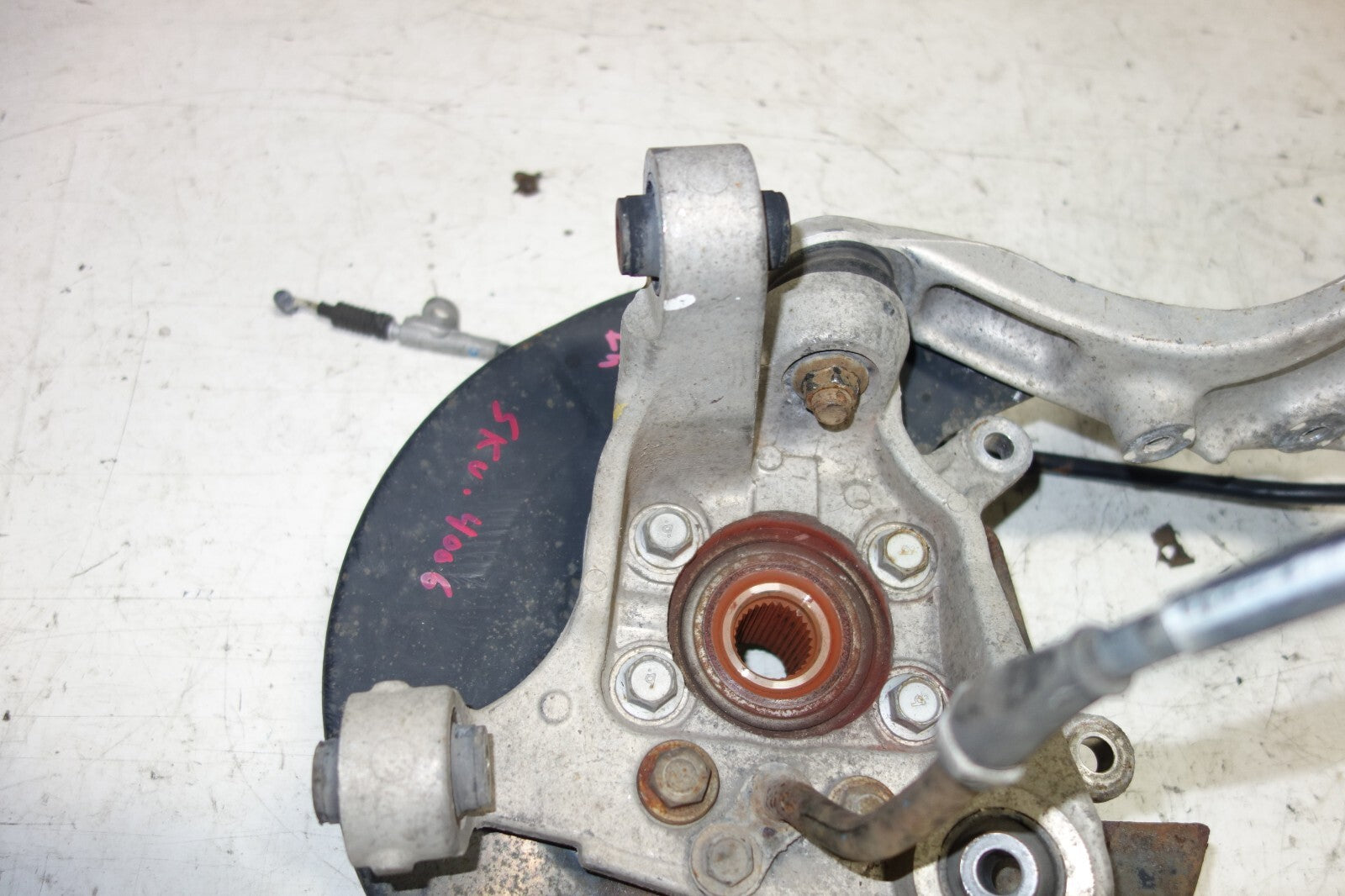 JDM Nissan 350z / G35 Rear Left Wheel Hub Spindle Bearing Control Arm 2003-2009