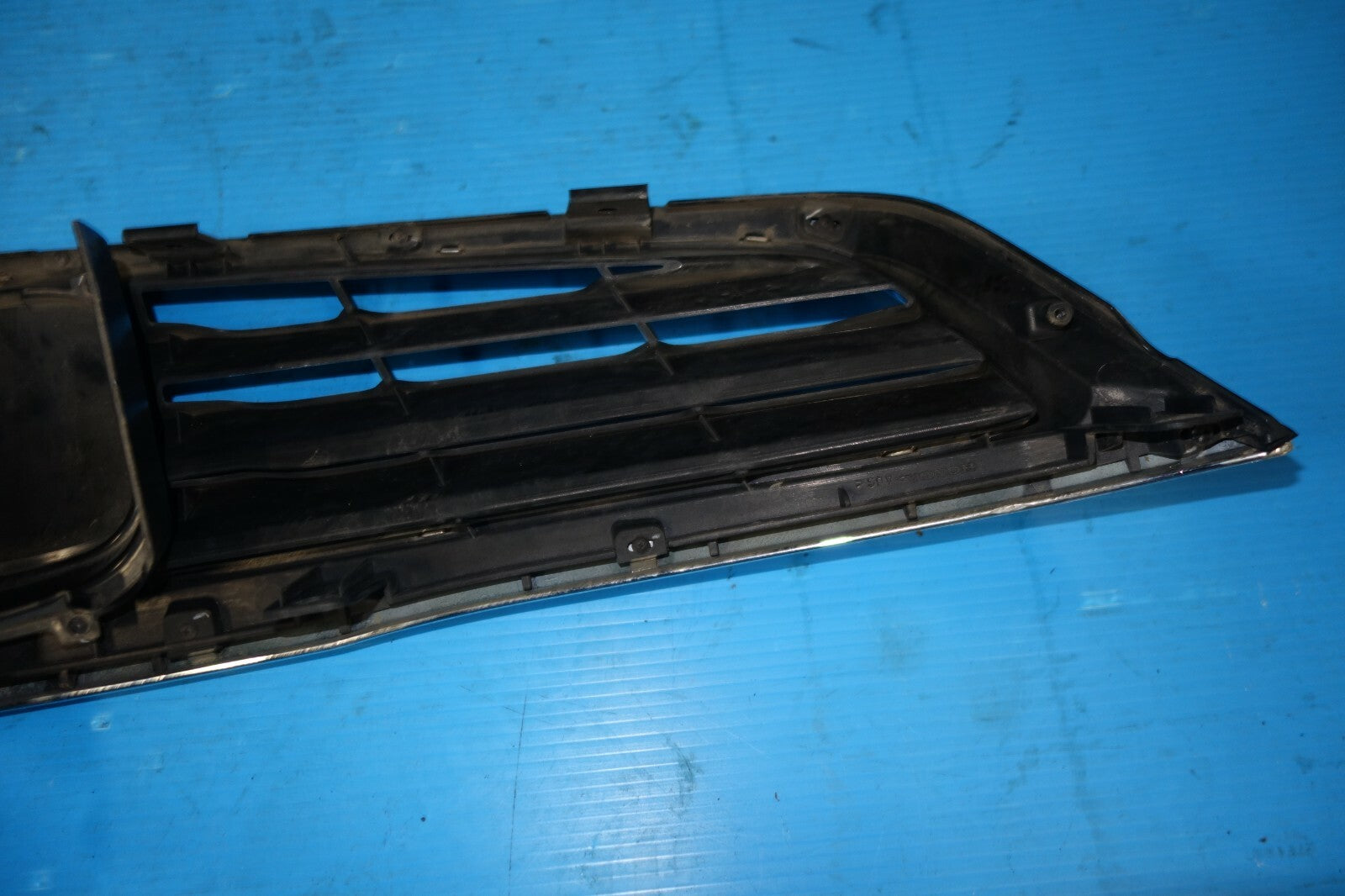 JDM Honda Accord / Inspire UC1 OEM Front Grille 2003-2007 Sedan #6014