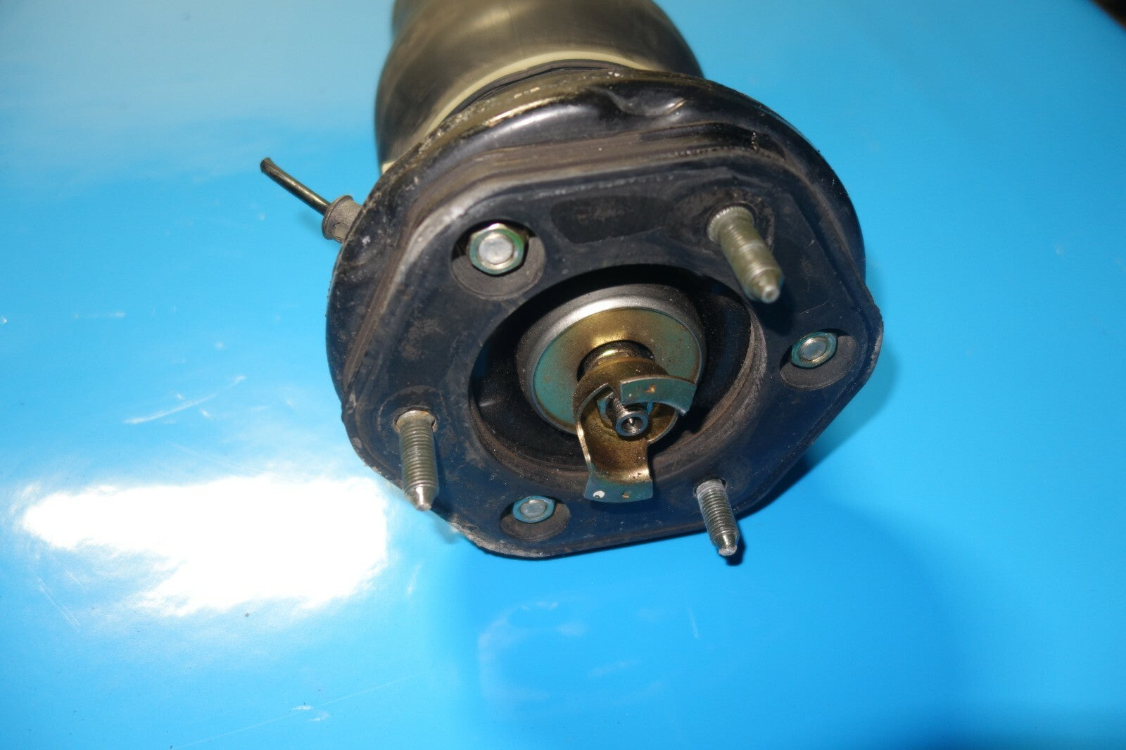 Lexus LS430 Rear Left Driver Side Air Shock Strut Absorber 2001-2006 JDM
