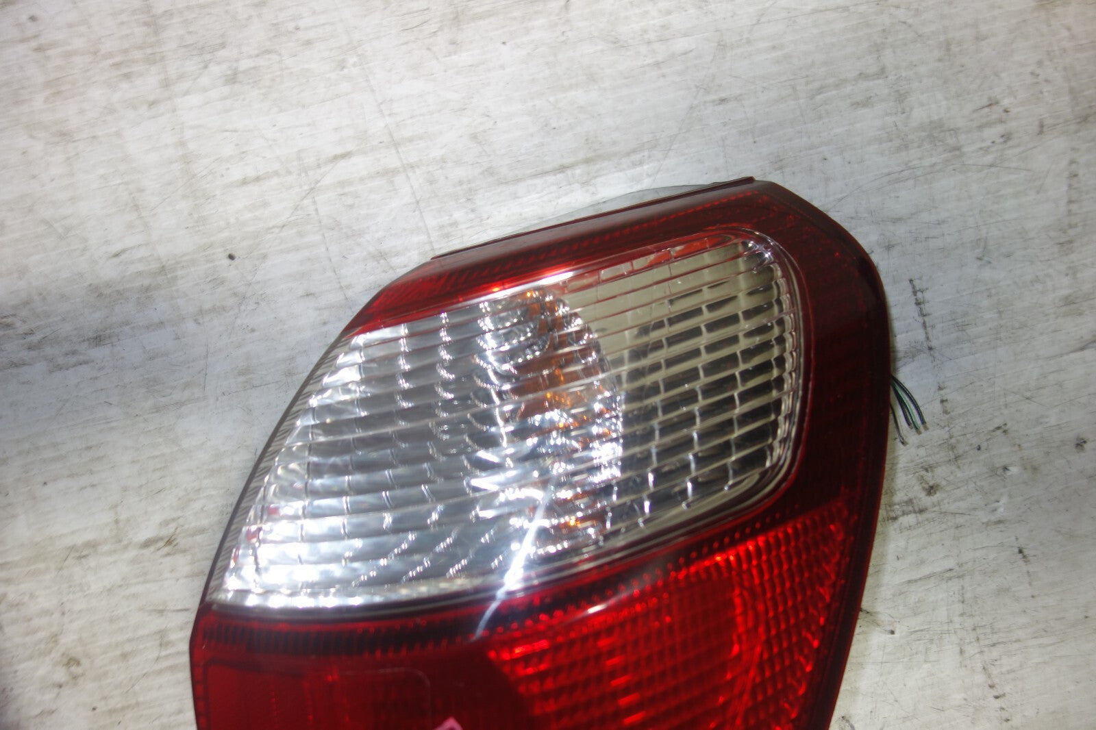 JDM Subaru Legacy Wagon Taillights BH5 Left & Right 2000 2001 2002 2003 2004