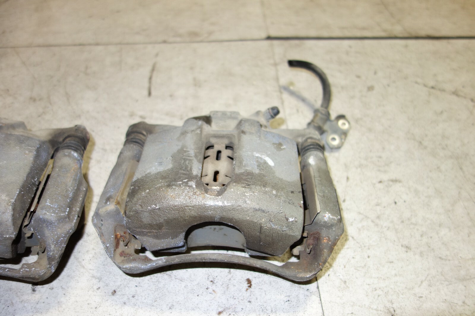JDM Honda Legend KA7 Front Brake Calipers OEM Left Right 1991-1995