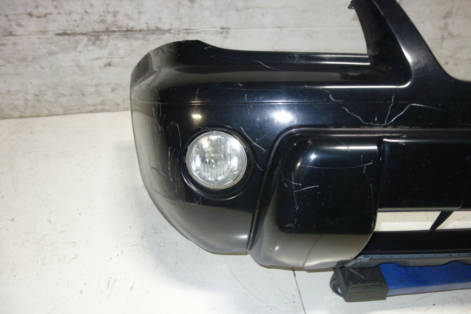 JDM Nissan X-Trail GT OEM Front Bumper Cover Fog Lights PNT30 2000-2006