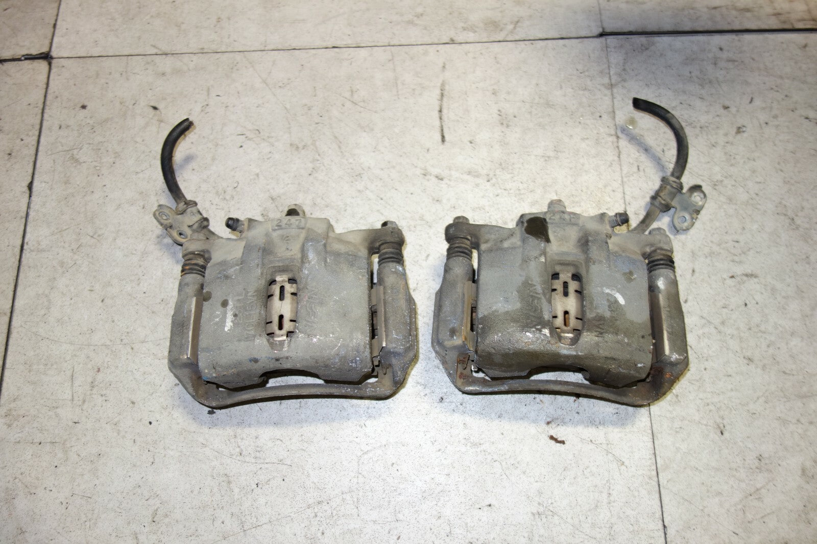 JDM Honda Legend KA7 Front Brake Calipers OEM Left Right 1991-1995