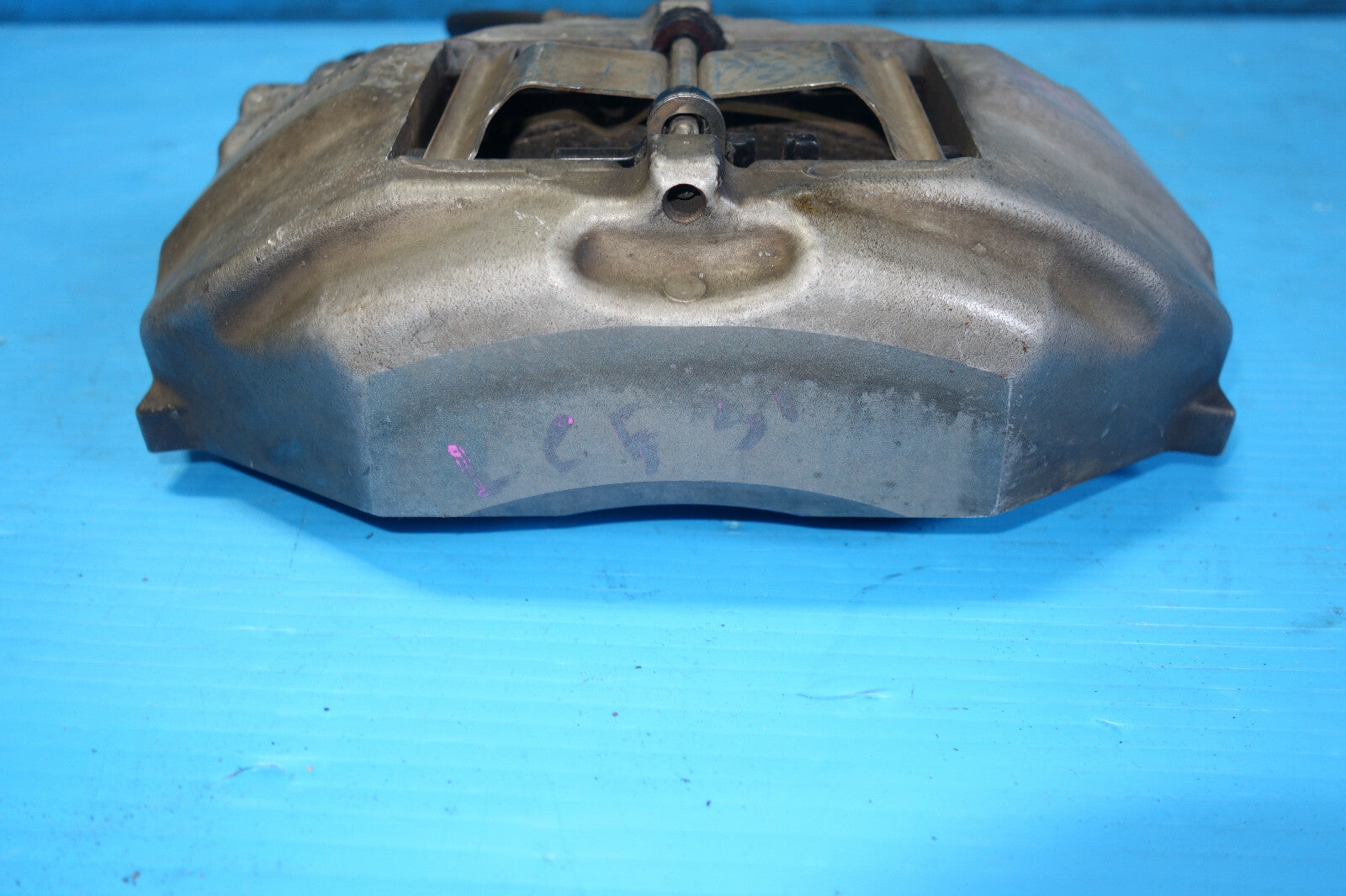 Lexus LS430 Front Left Driver Side 4 Pot Piston Brake Calipers OEM 2001-2006 JDM