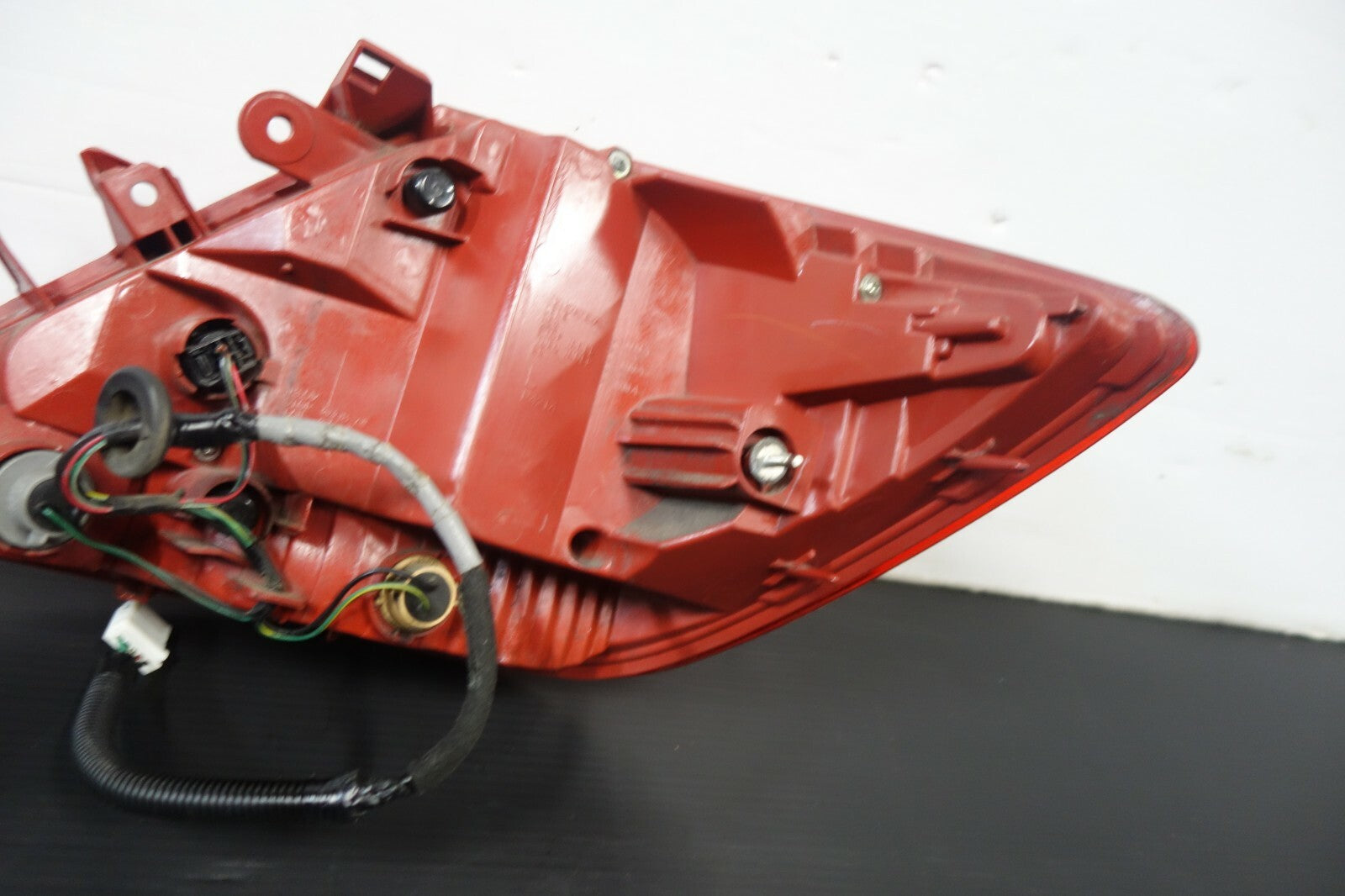 ACURA RL TAIL LIGHT LEFT SIDE TAIL LAMP LH 2005-2008 ORIGINAL Genuine OEM