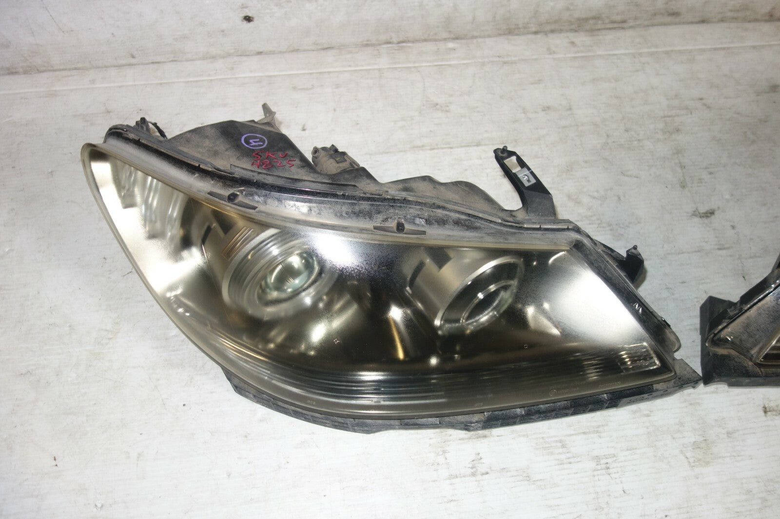 JDM Acura RL OEM HiD Headlights Lamps Head Lights KB1 2005 2006 2007 2008