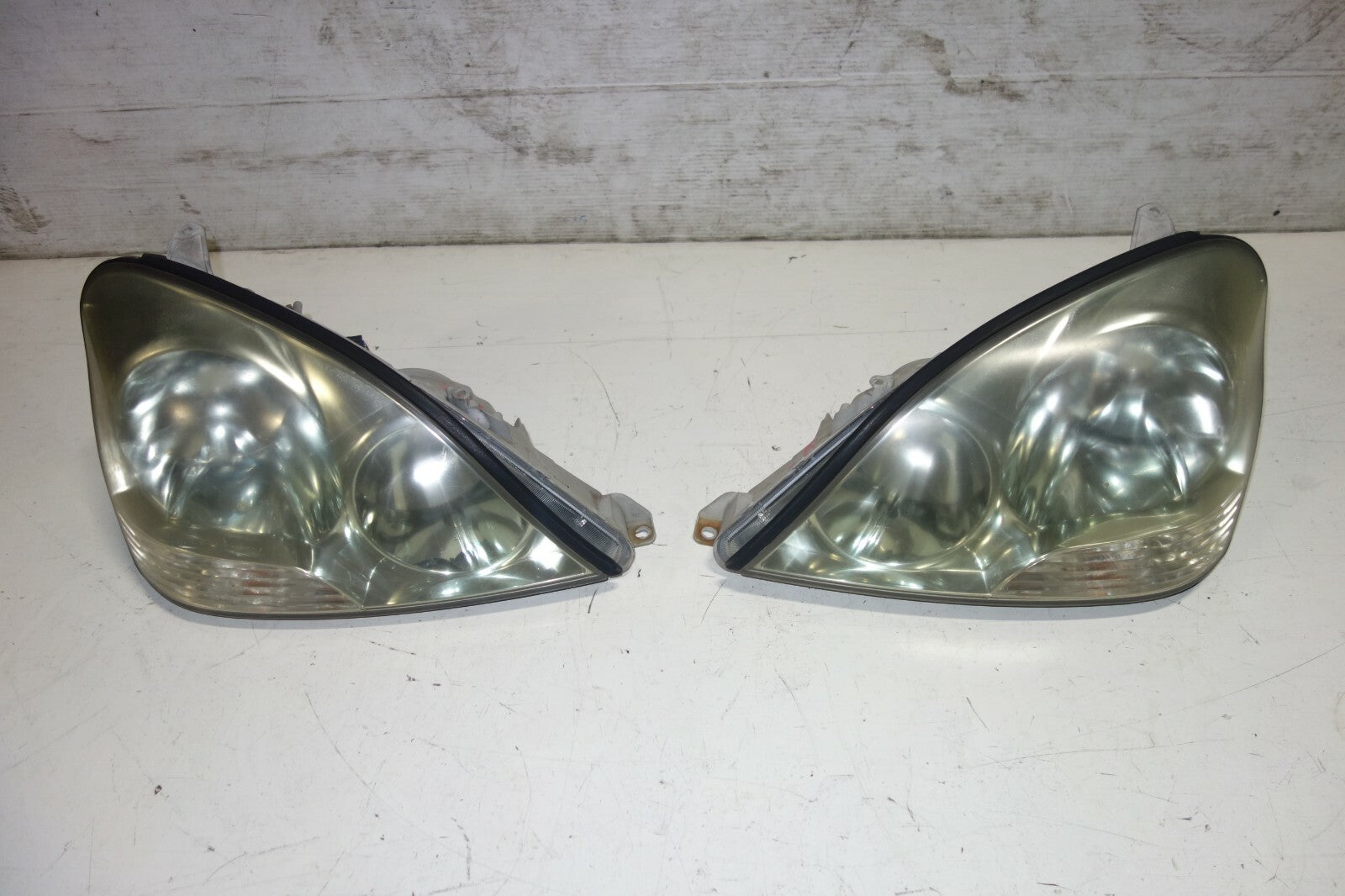 JDM Lexus LS430 Toyota Celsior Headlights 2001 2002 2003 OEM Genuine UCF31 Xenon
