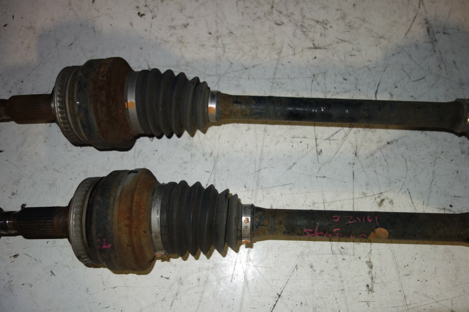 JDM Toyota Aristo Lexus GS300 Rear CV Axles Pair Left & Right 1998-2005
