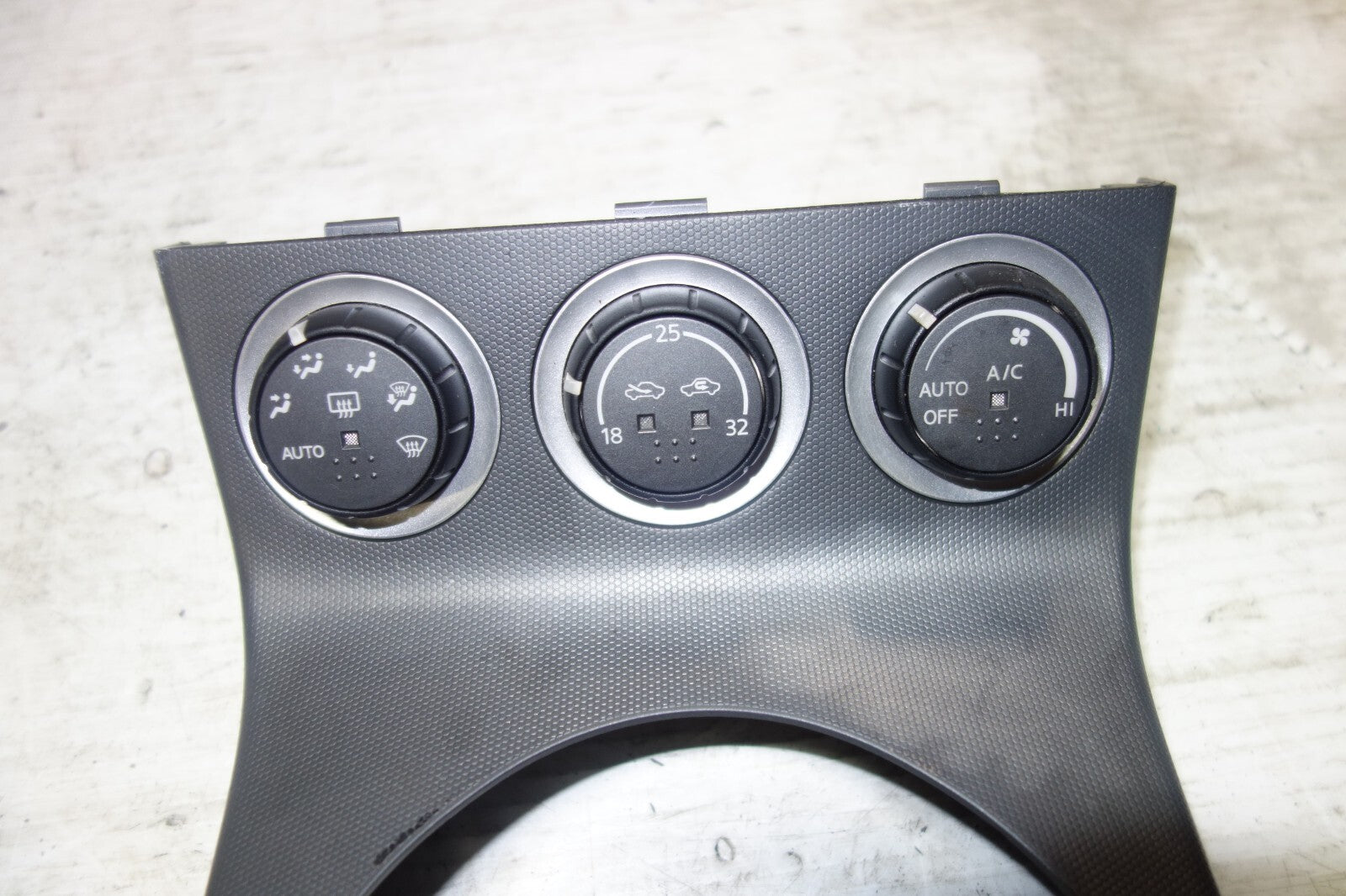 03-09 Nissan 350Z Climate Control Panel Temperature Unit A/C Heater JDM RHD