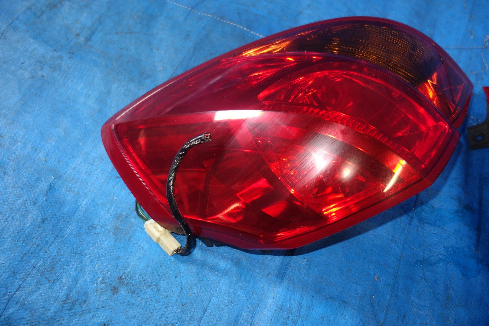 JDM Subaru Legacy & Outback OEM Tail Lights Lamps Left & Right 2005-2009