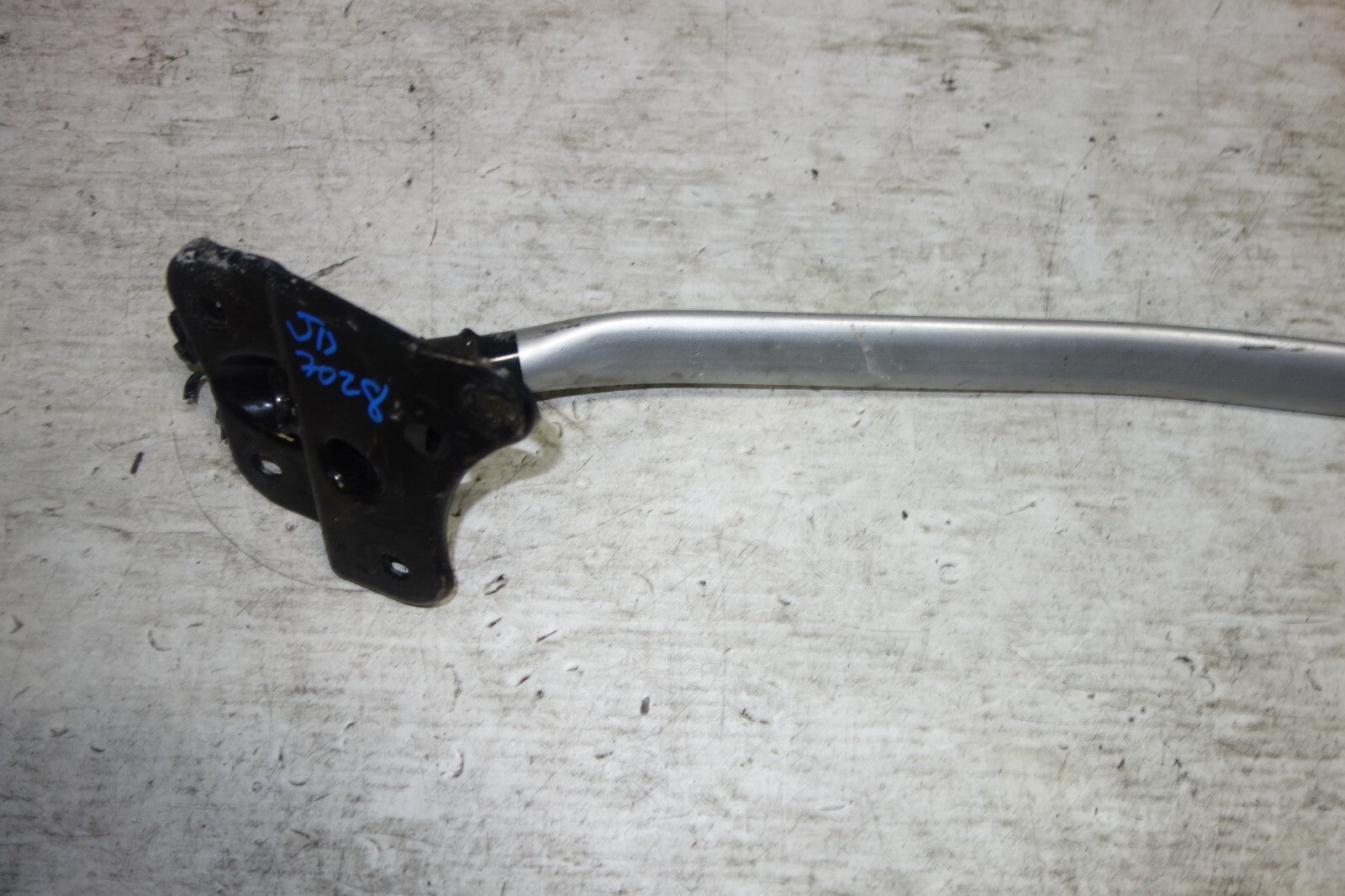Nissan 350z OEM Front Strut Bar Titanium JDM 2003-2009