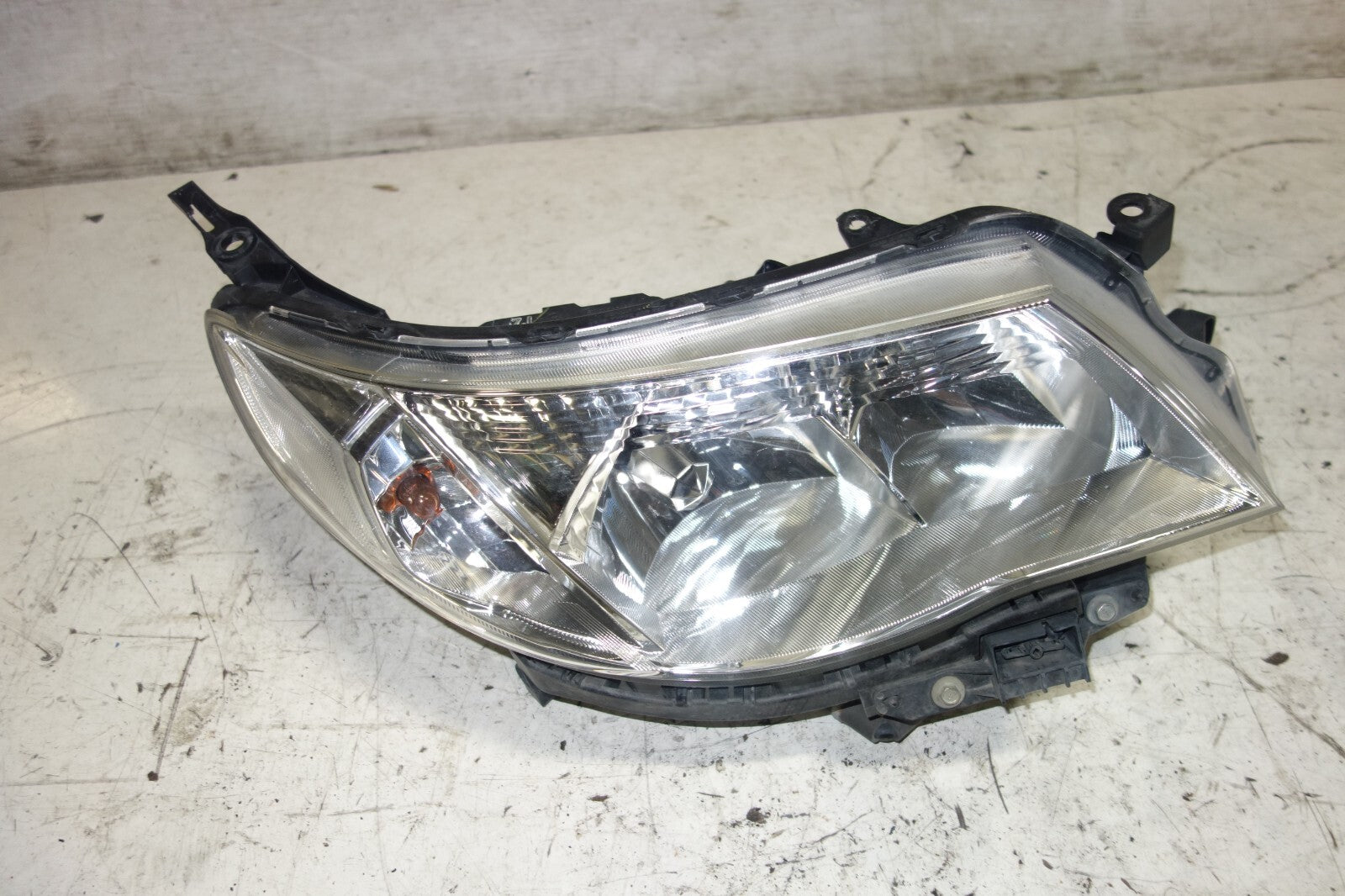 JDM Subaru Forester Headlight Right Side HID 2009 2010 2011 2012 2013 OEM SH9