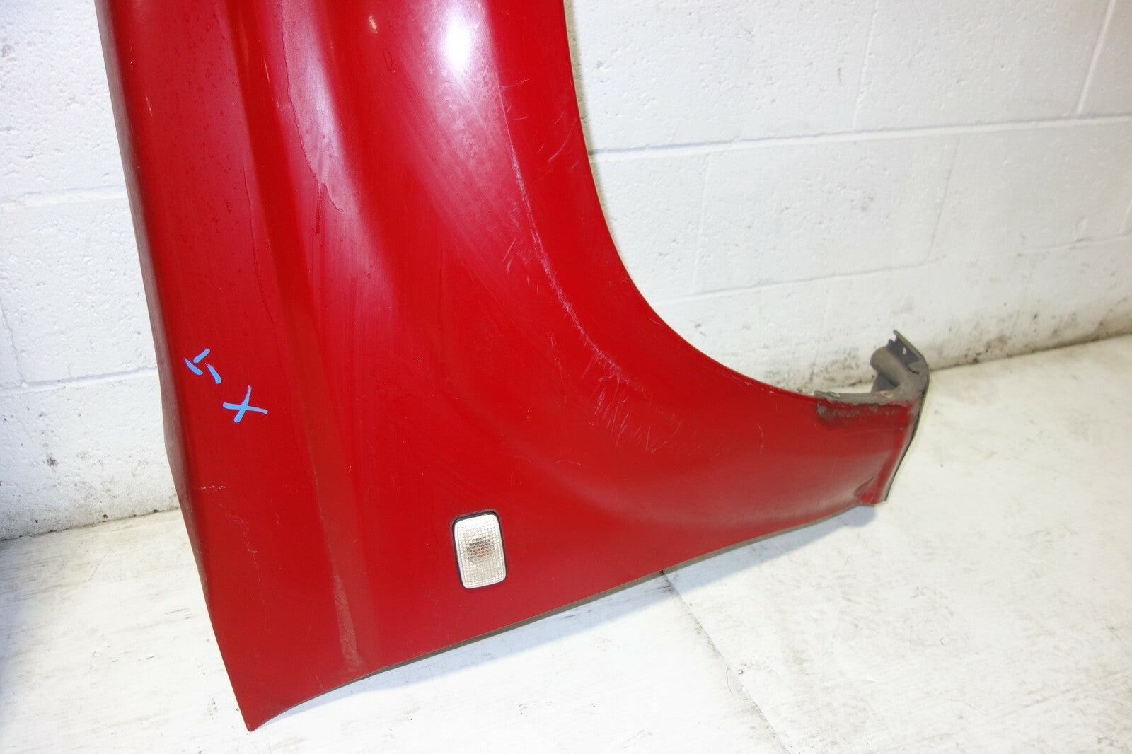JDM Nissan X-Trail GT OEM Fenders Left & Right Pair PNT30 Japan