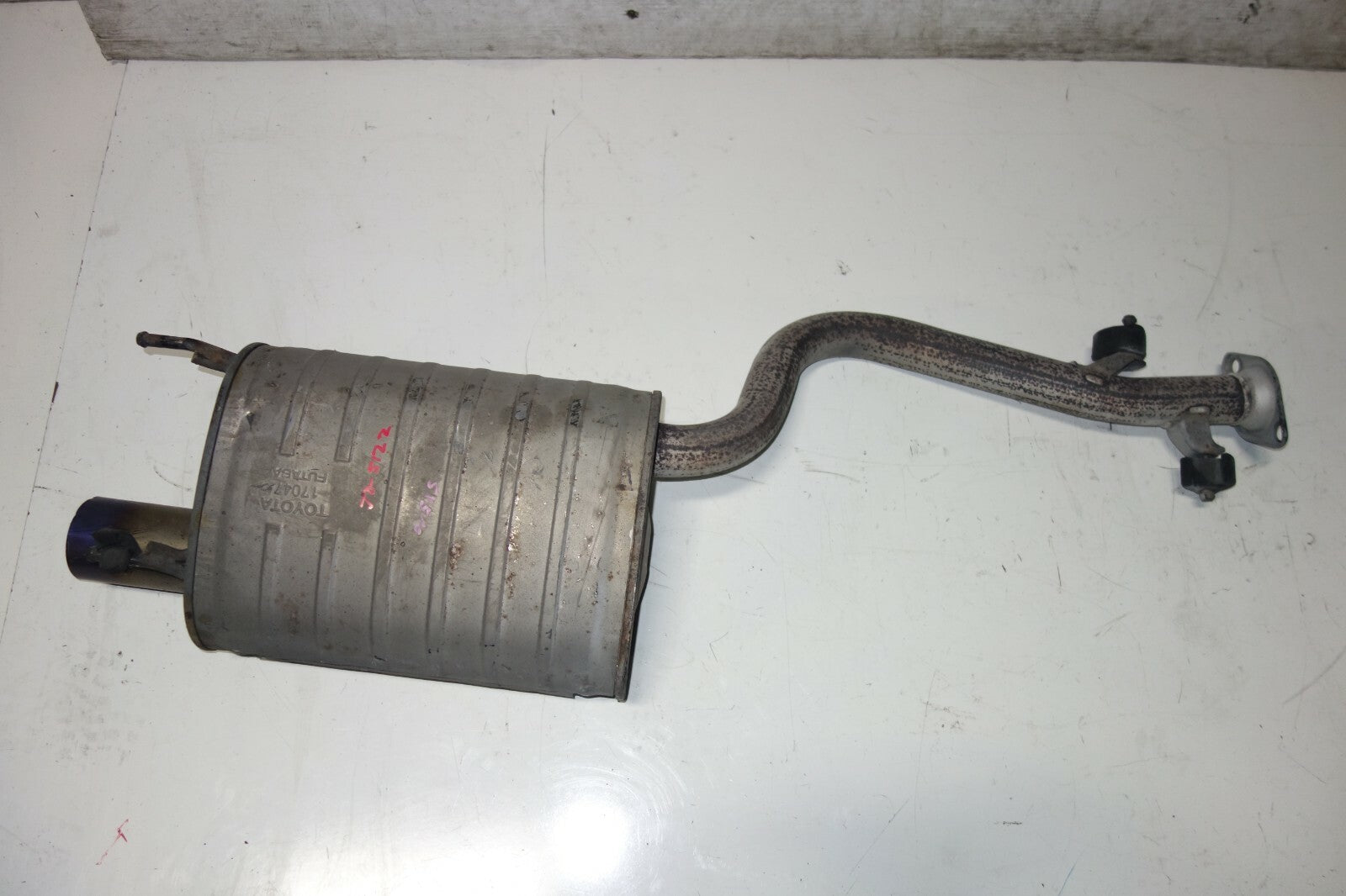 JDM Lexus is300 Toyota Altezza OEM Rear Exhaust Muffler 2001-2005 OEM Japan
