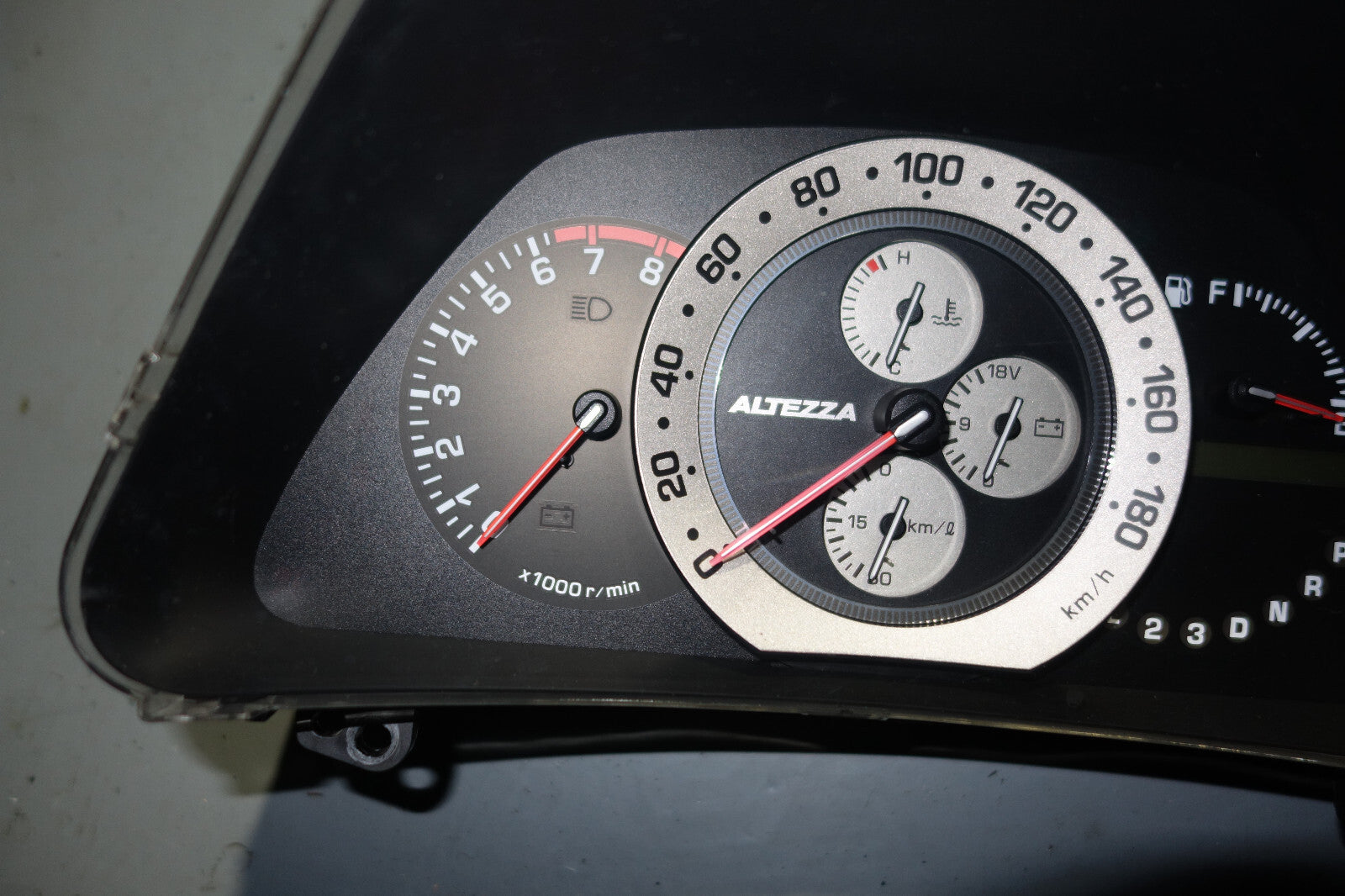 JDM Toyota Altezza Gauge Cluster Lexus IS300 Automatic 2001-2005 Speedometer
