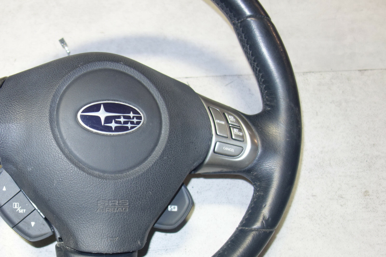 JDM Subaru Impreza WRX STi Legacy Forester MOMO Steering Wheel & Hub 1993-2009