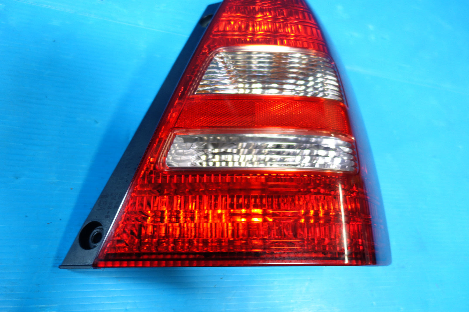 Subaru Forester Original Rear Right Tail Light Lamp Taillight RH 2003-2008
