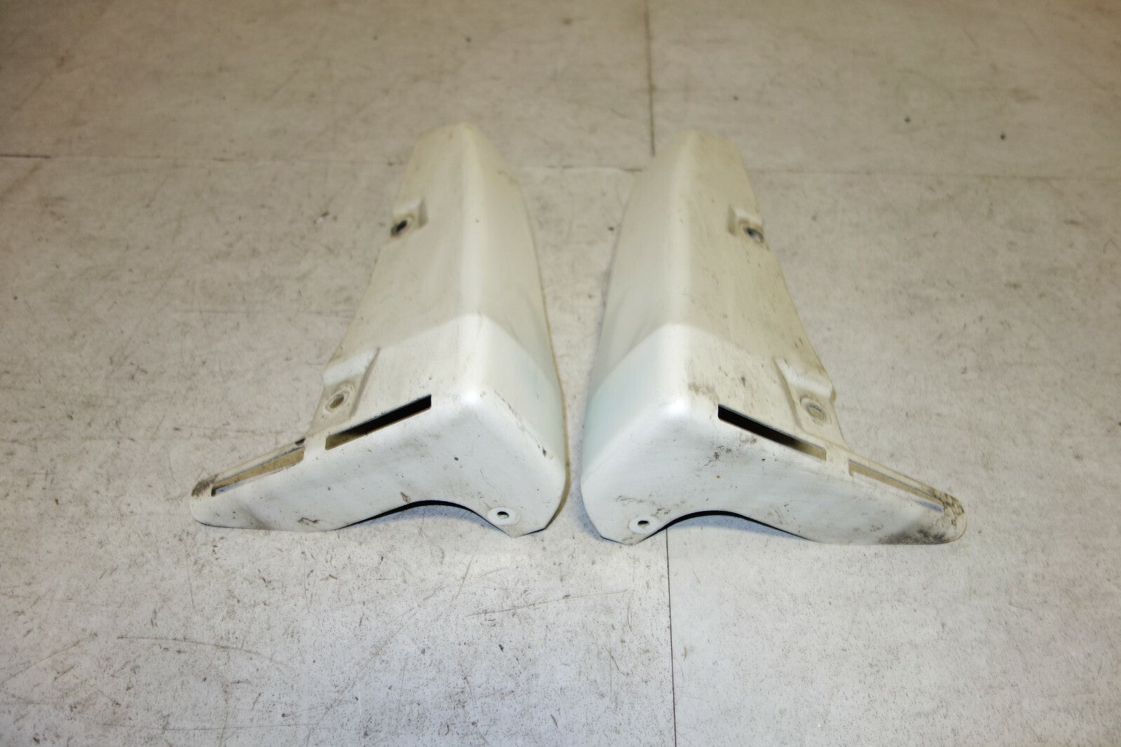 JDM Subaru Legacy Outback Rear Bumper Spats Wagon 2005 2006 2007 2008 2009 OEM
