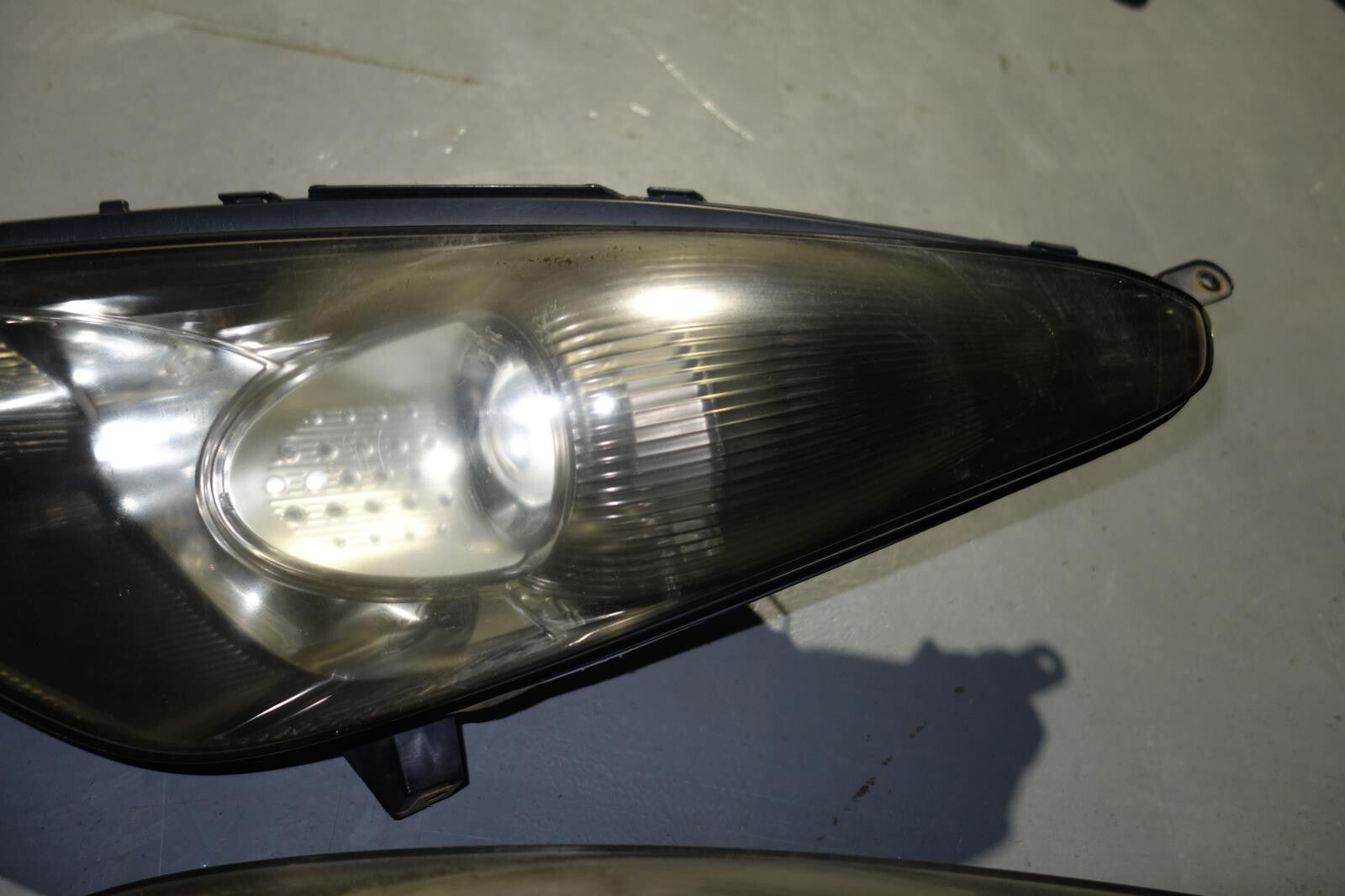 JDM Toyota Celica HID Headlights Head Lamps Left Right 2000-2005 GT GT-S GTS