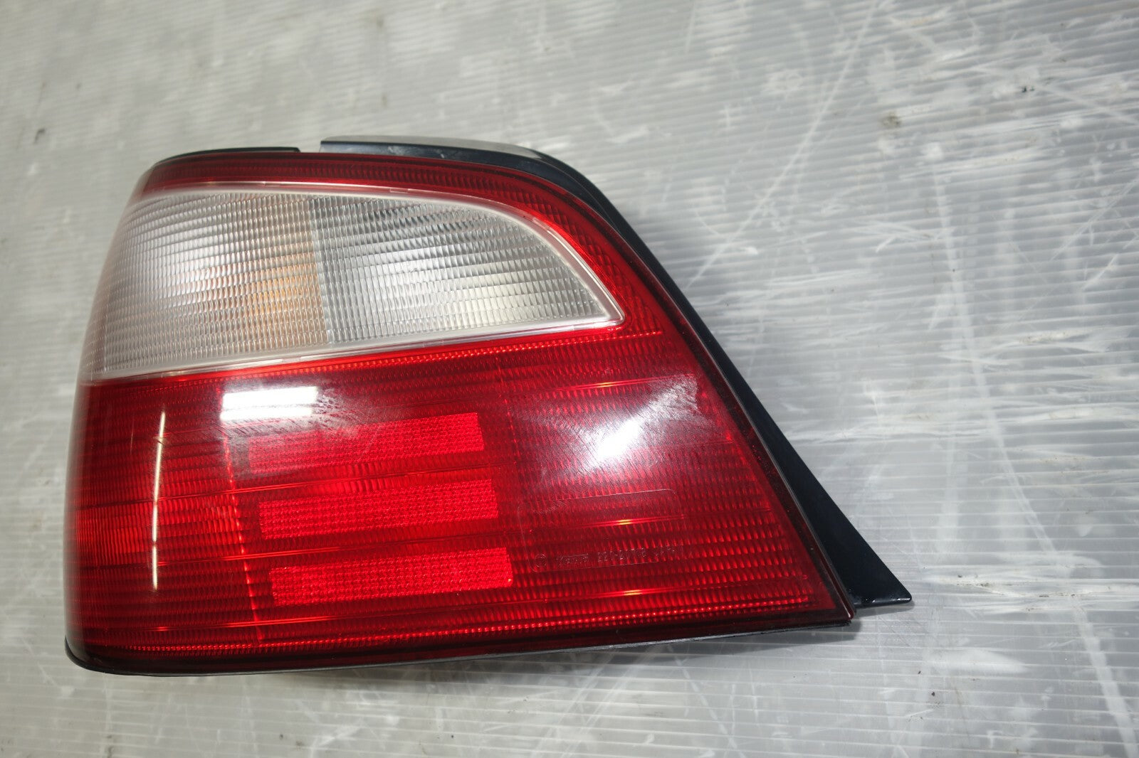 JDM 2002-2003 SUBARU IMPREZA WRX STi V7 OEM TAIL LIGHT TAIL LAMP 4 DOOR SEDAN LH