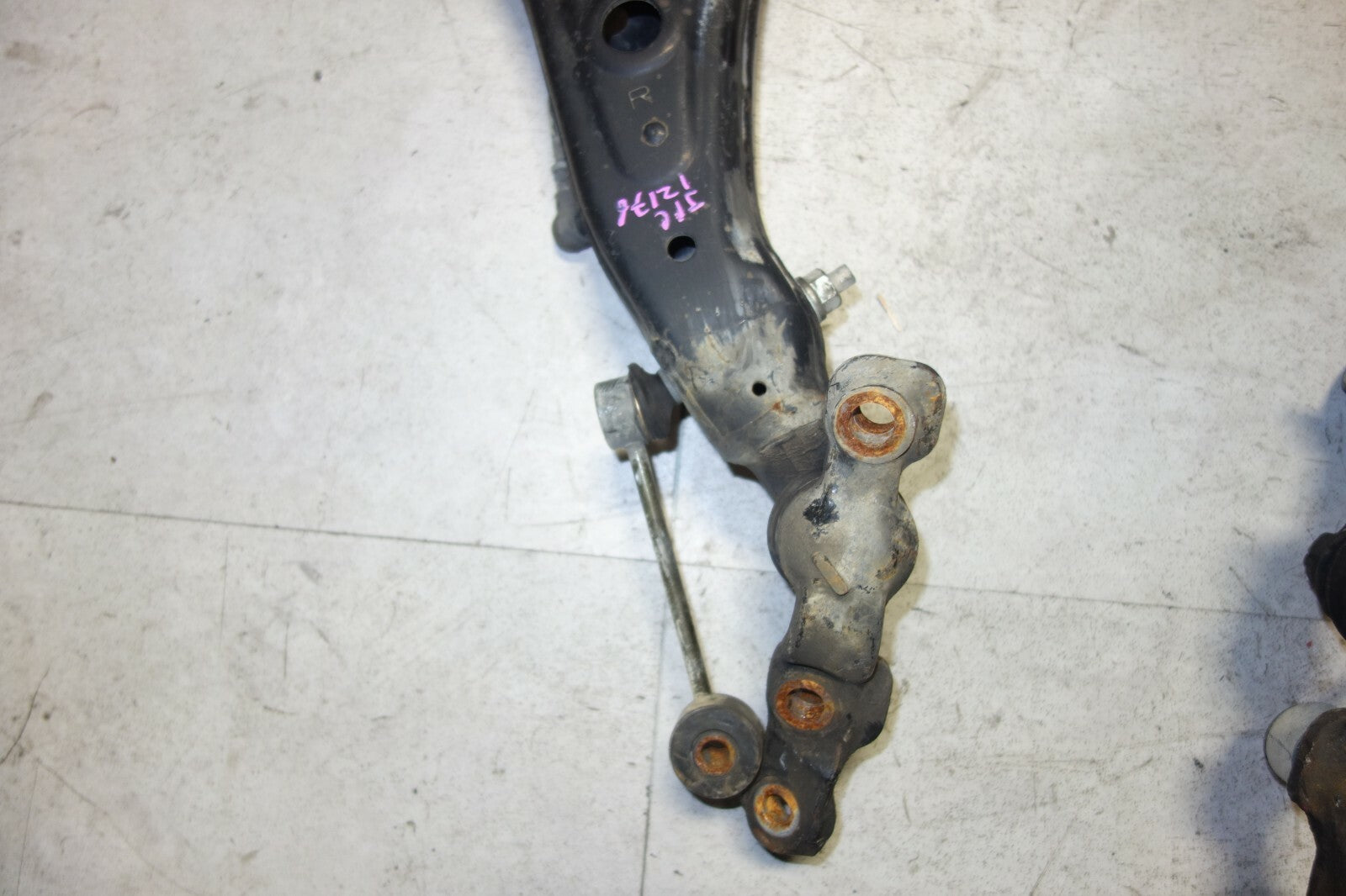 JDM Lexus LS430 Toyota Celsior Front Lower Control Arms OEM 2001-2006 Genuine