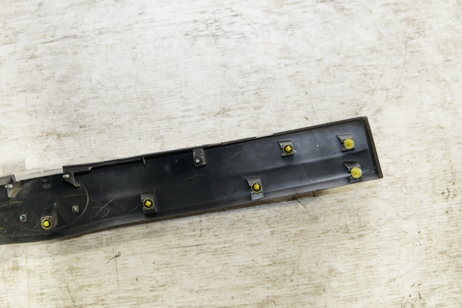 JDM Toyota Prius Rear Garnish Center Liftgate 2010-2015 OEM Genuine MF-325
