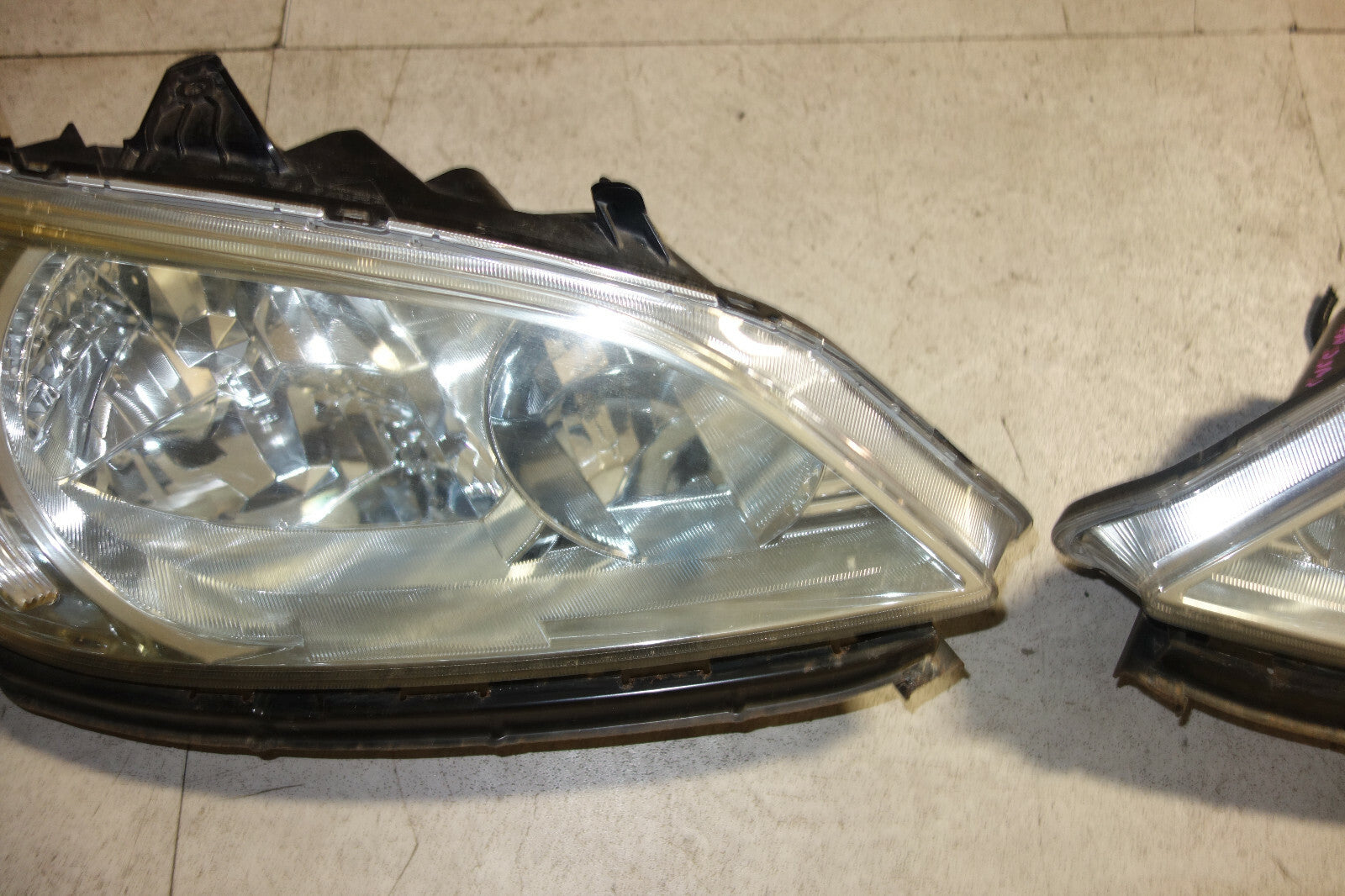 JDM Honda Civic ES EM OEM Headlights Headlamps 2004-2005 Coupe Sedan 2 & 4 Door