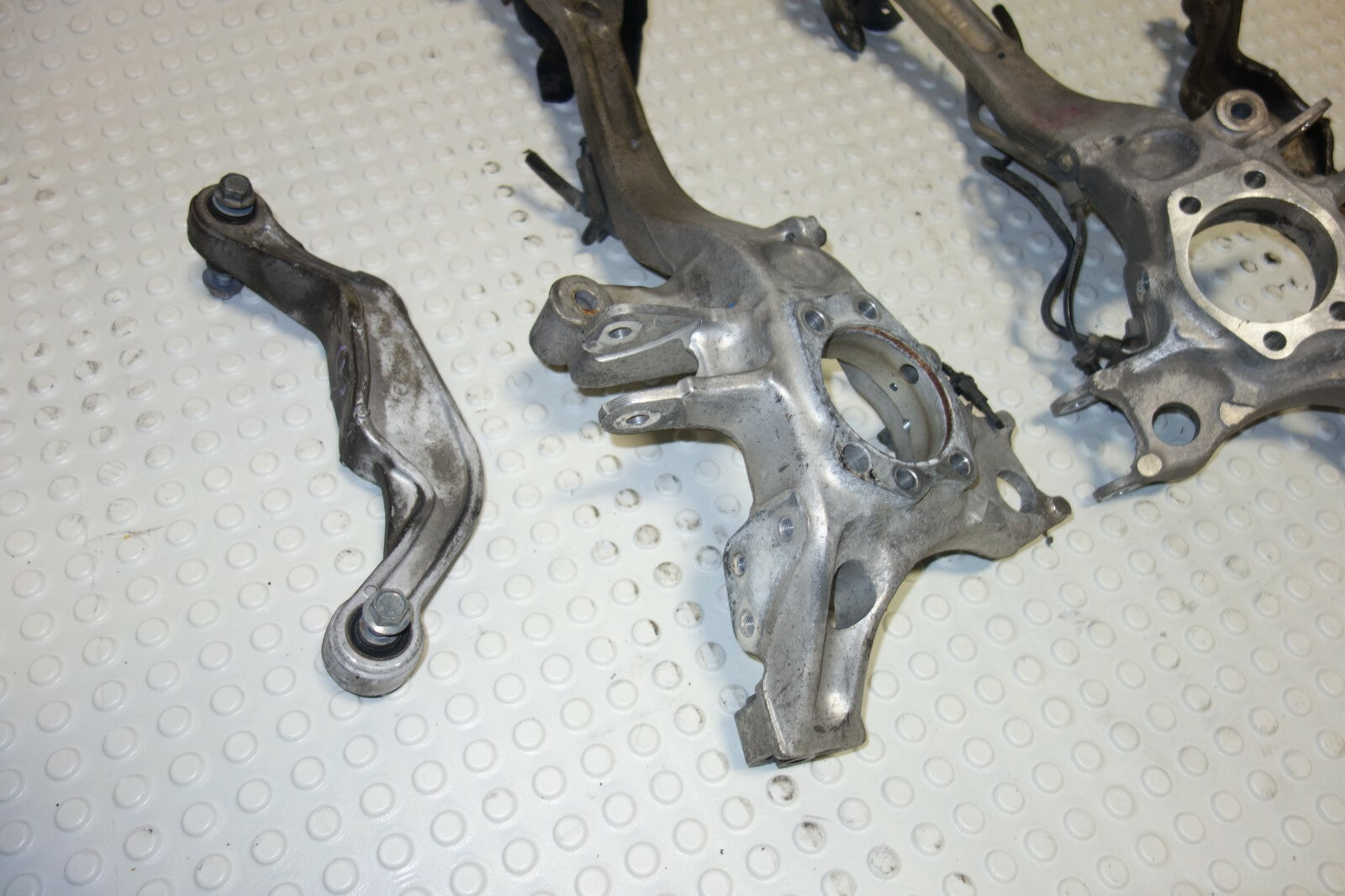 JDM Subaru Legacy Spec-B Aluminum Rear Trailing Arms 2005 2006 2007 2008 2009