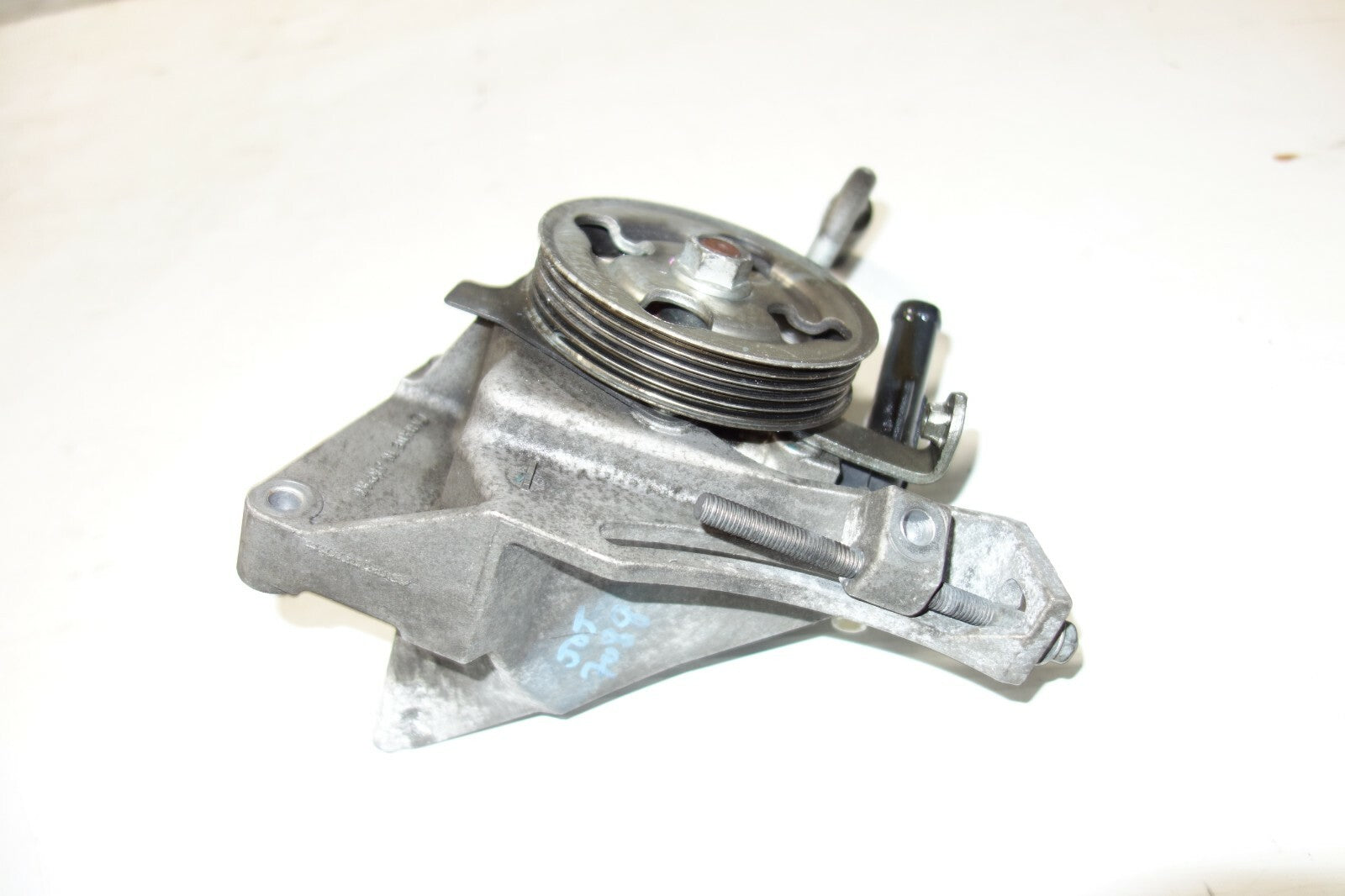 JDM Subaru Impreza WRX Power Steering Pump 2008-2014 EJ255 OEM Subaru Genuine