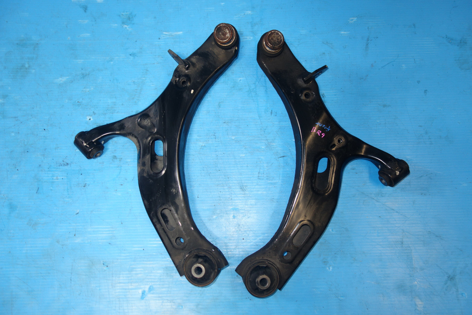 JDM Subaru Legacy Outback Front Lower Control Arms 2010-2014 BR9 Used