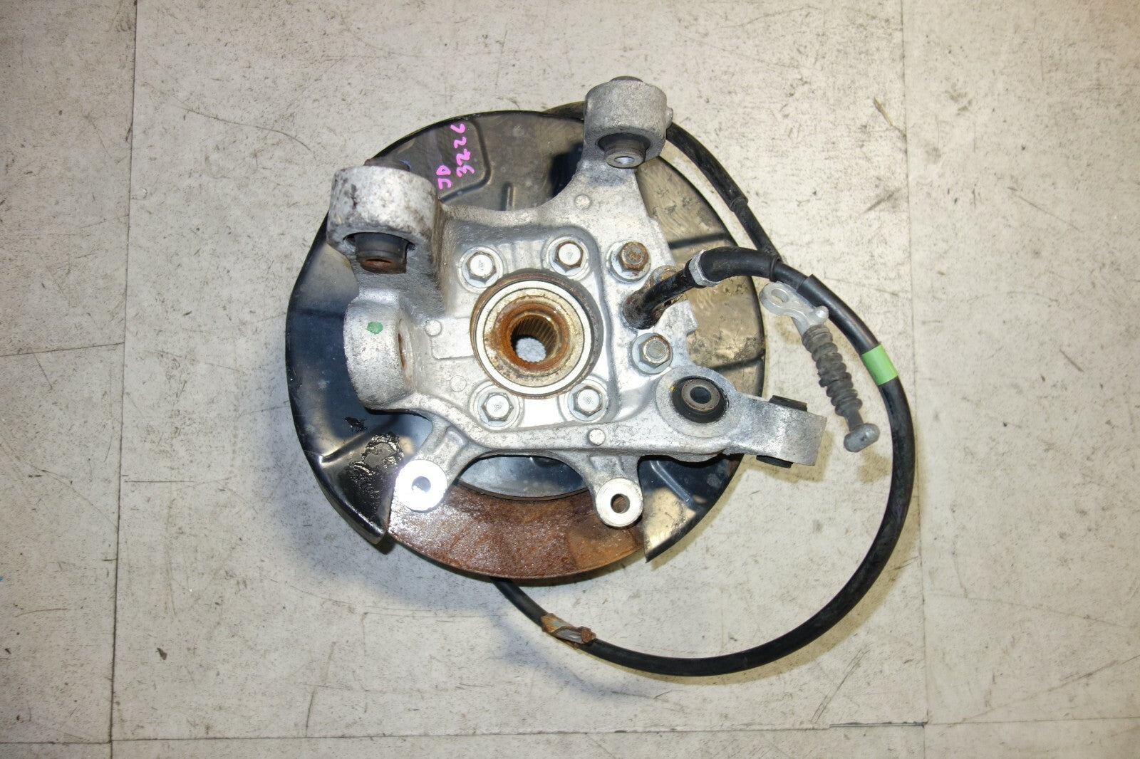 JDM Infiniti M35 M45 Rear Right Spindle Knuckle Hub Bearing Wheel OEM 2006-2010