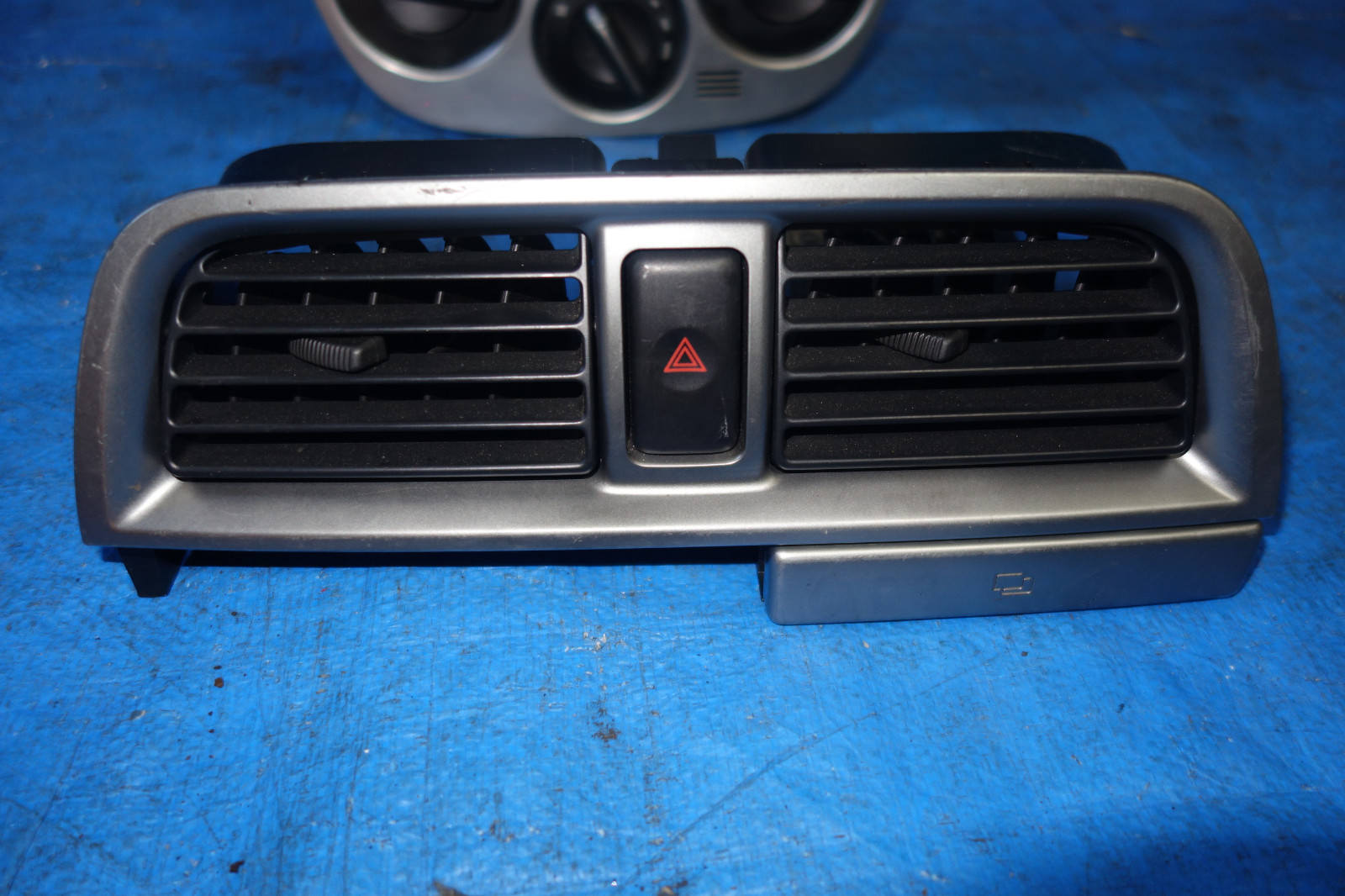 JDM Subaru Impreza WRX STi V9 Climate Control Console Air Vent Version 8 GDB