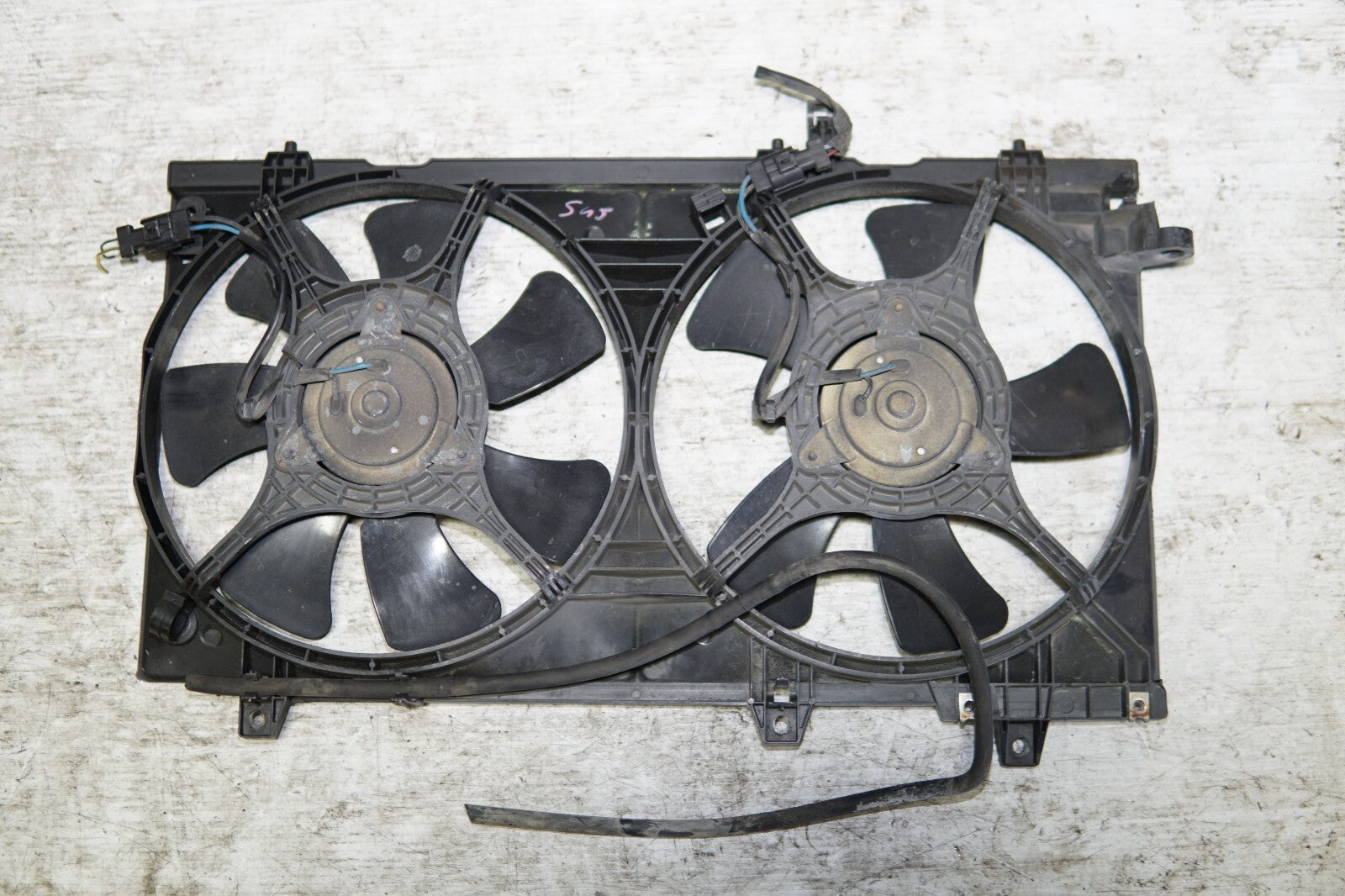 JDM 2003-2008 SUBARU FORESTER OEM RADIATOR ASSEMBLY SHROUD SG5 RAD FAN