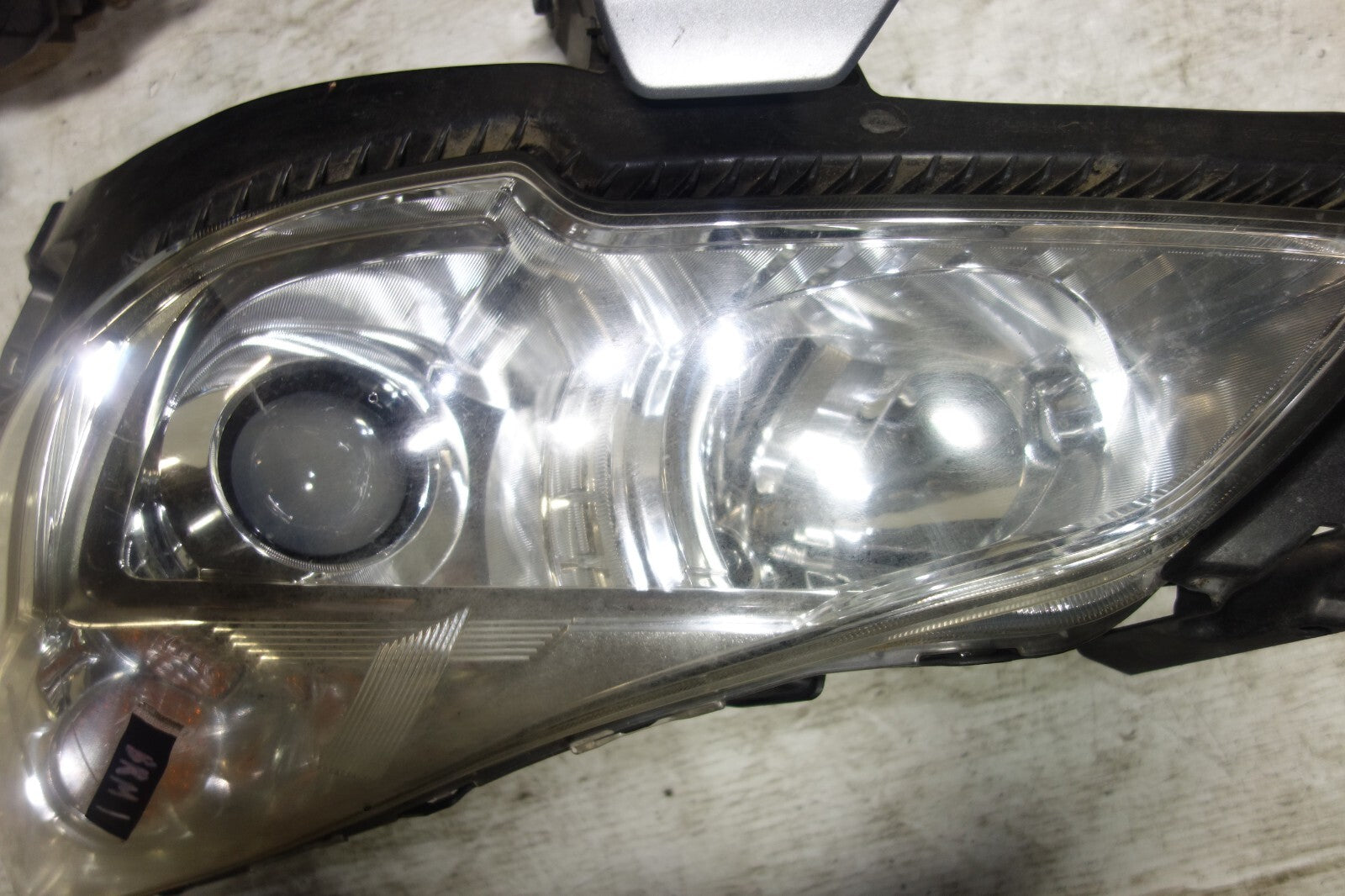 JDM Subaru Outback Headlights Headlamps HID 2010 2011 2012 2013 2014 BR9 BRM