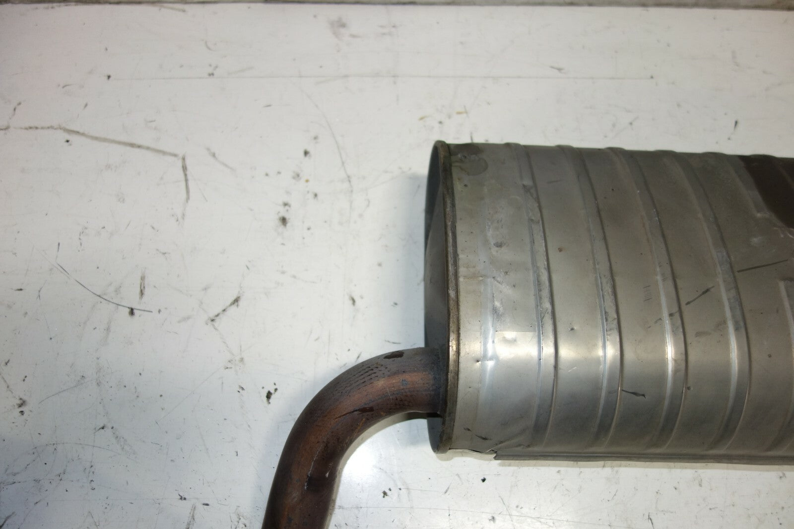 2002 2003 2004 2005 Lexus Is300 Exhaust Muffler Pipe 17430-46660
