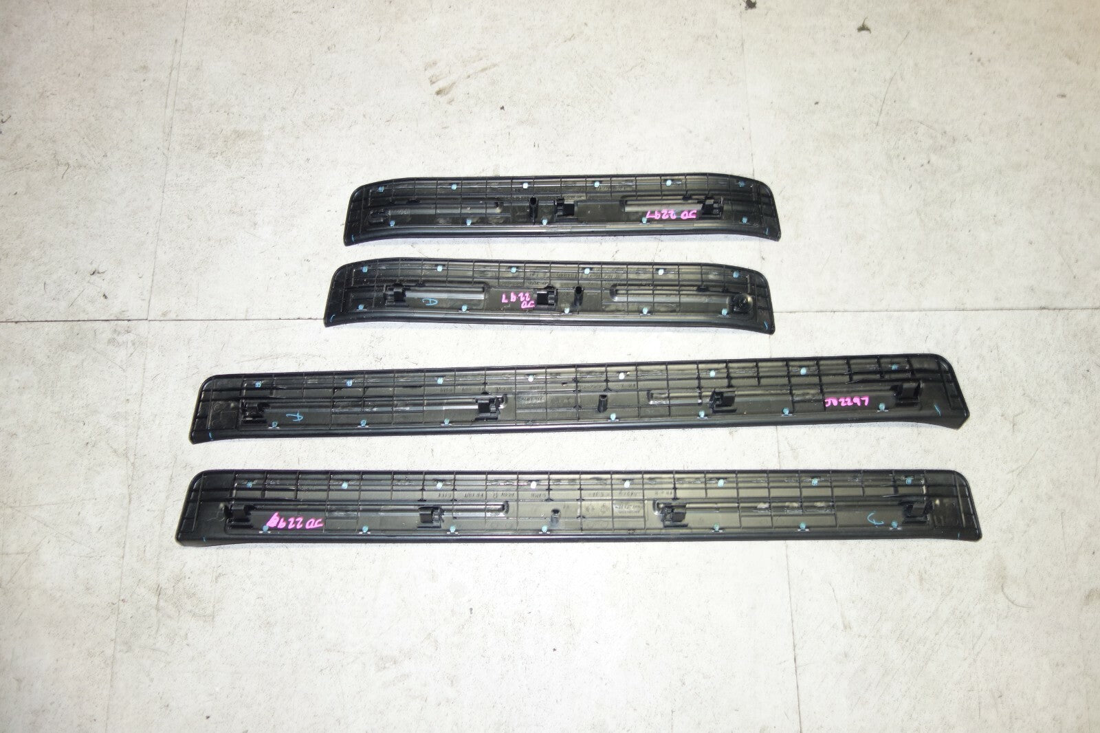 JDM Acura RL Honda Legend OEM Door Sills Scuff Plates Side Steps 2005-2008 KB1