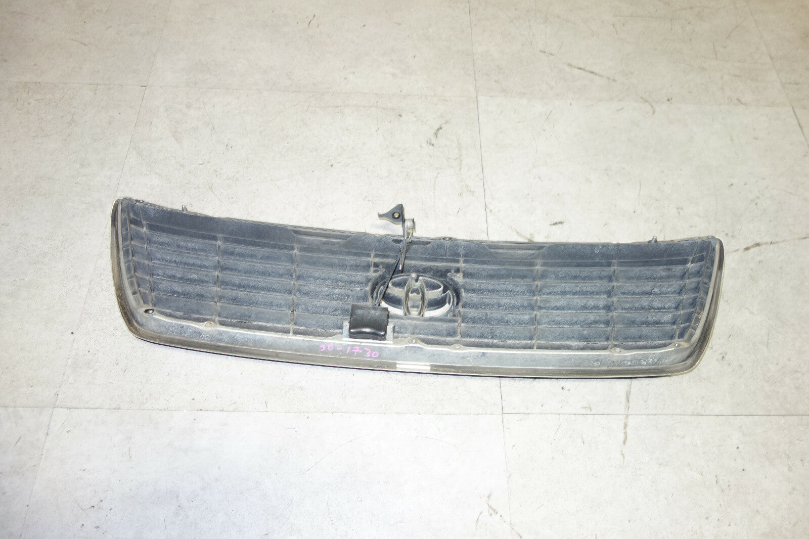JDM Lexus LS430 / Toyota Celsior Front Grille Grill 2001-2003 UCF31 UCF30