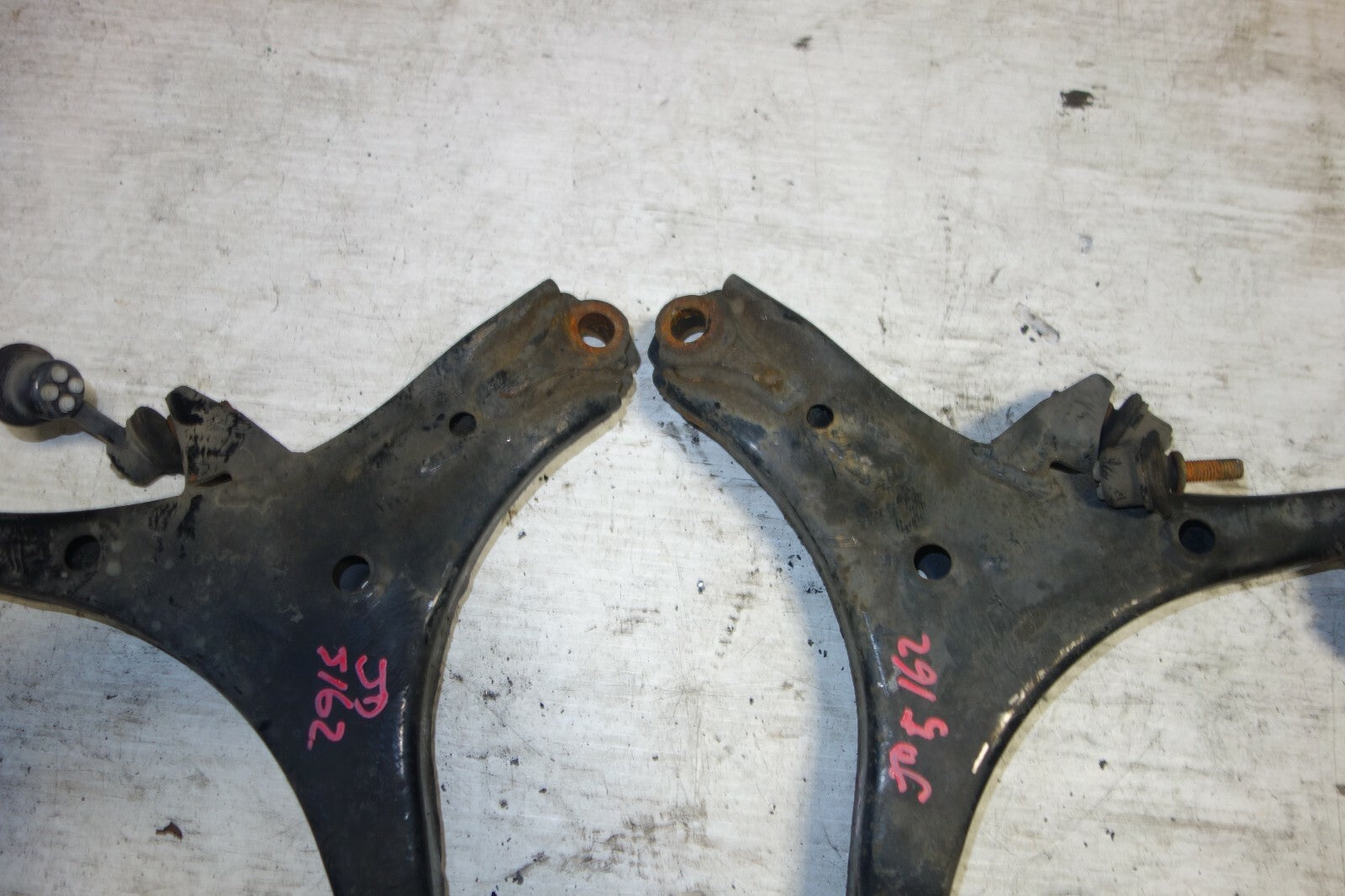 JDM Acura RSX DC5 Front Lower Control Arms 2002 2003 2004 2005 2006 OEM Japan
