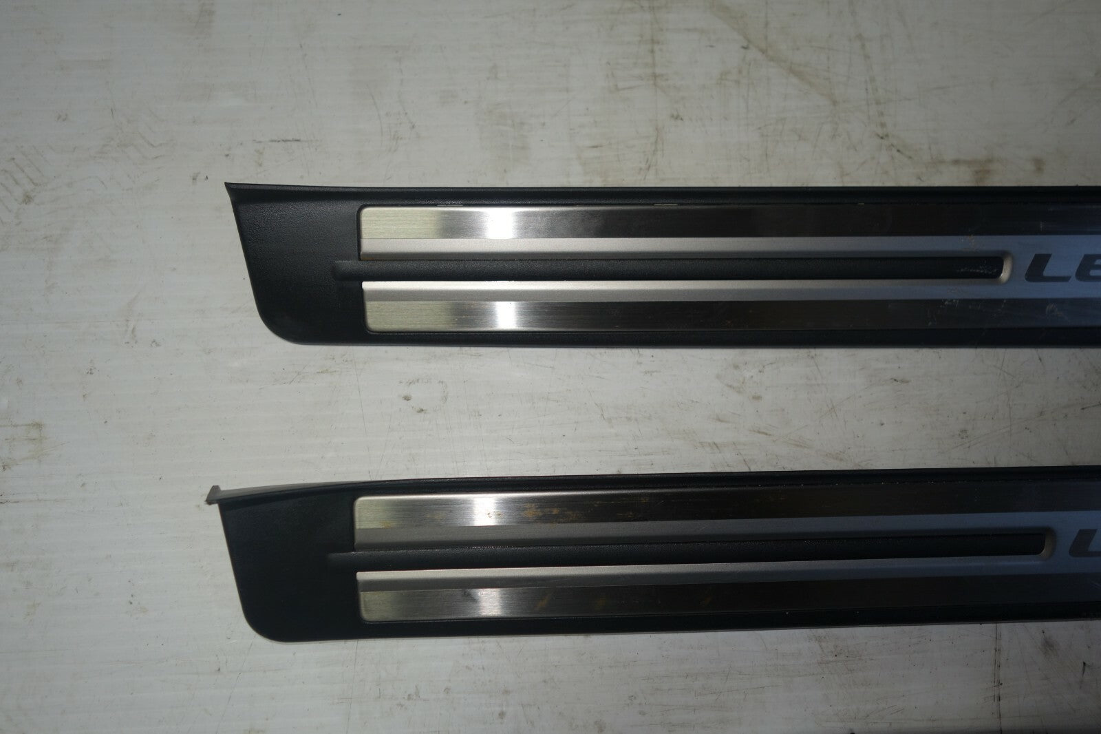 JDM 2005-2008 ACURA RL HONDA LEGEND OEM DOOR SILLS TRIM SCUFF PLATES SIDE STEPS
