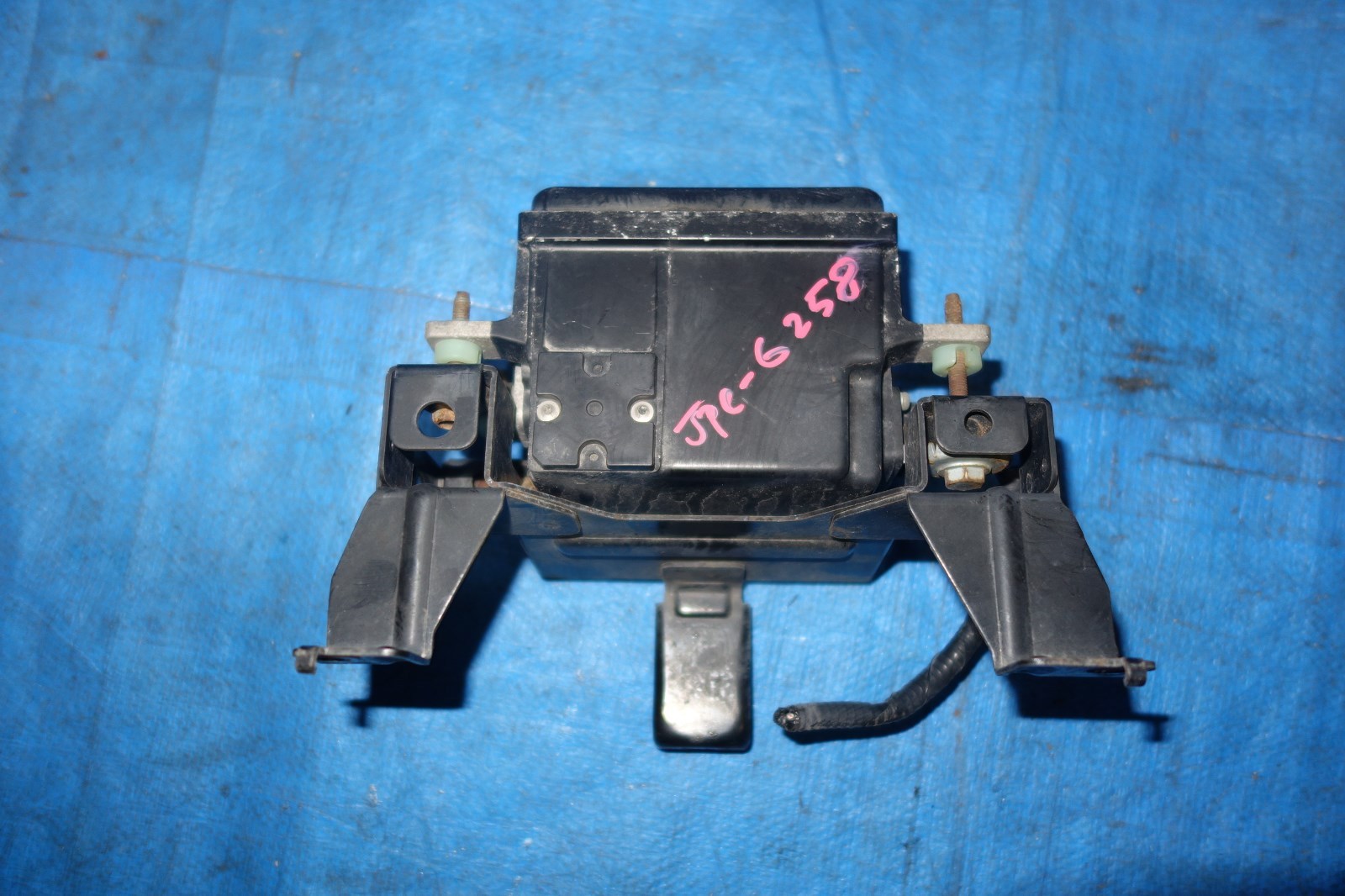 JDM Acura RL Radar Assembly Cruise Sensor Milliwave Distance OEM 2005-2008 KB1