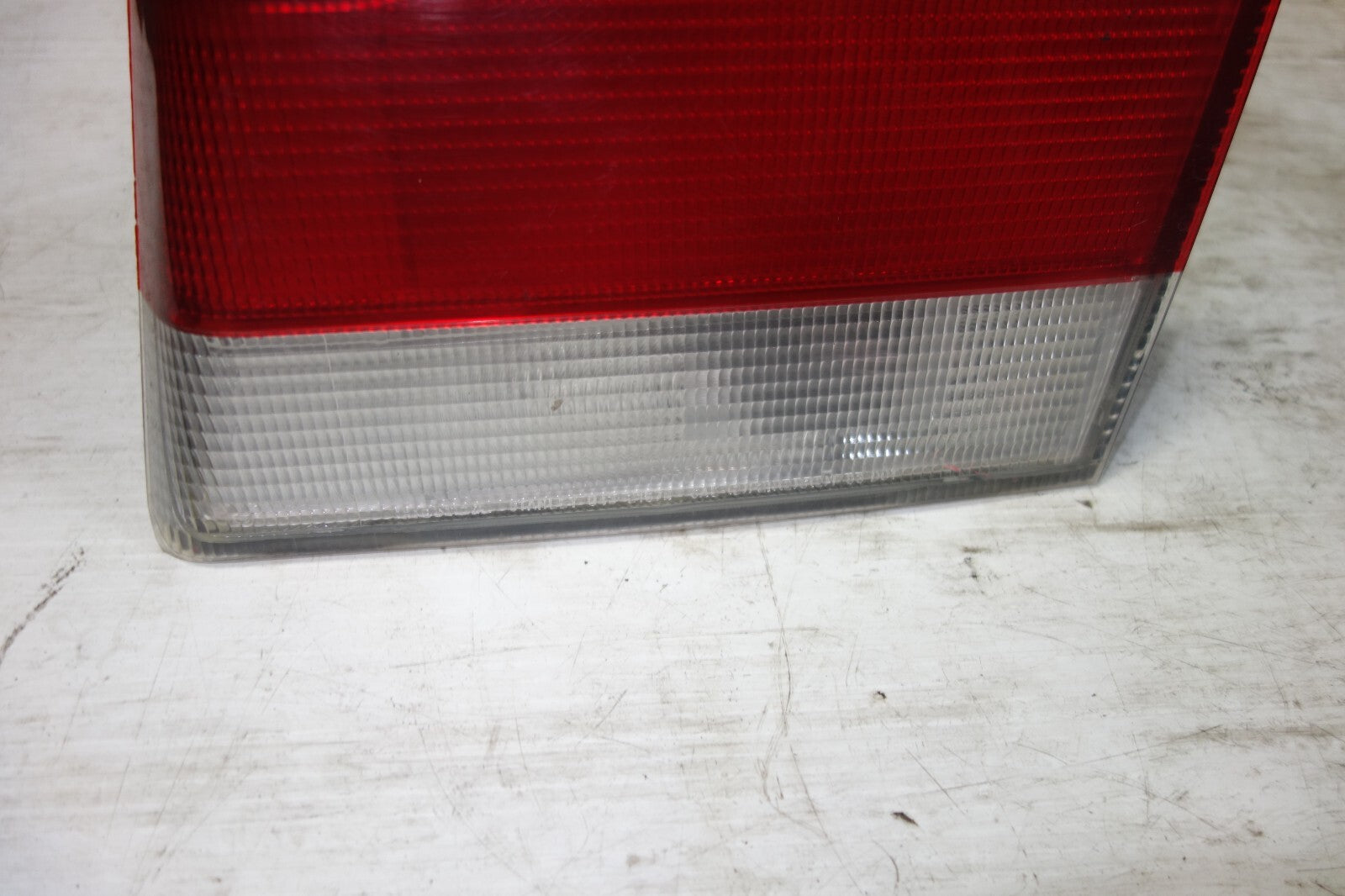 JDM 1996-2000 HONDA DOMANI ACURA EL TRUNK LIGHT RIGHT SIDE LAMP FITS ACURA EL