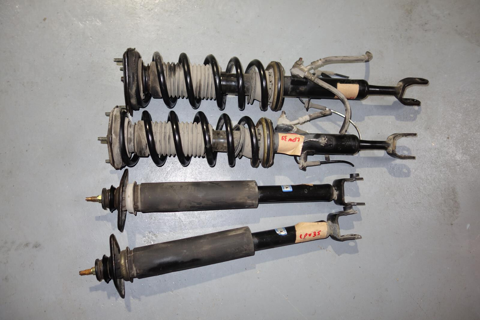JDM Nissan 350z Z33 G35 Coupe Front Rear Shocks Coil Springs Struts 2003-2009