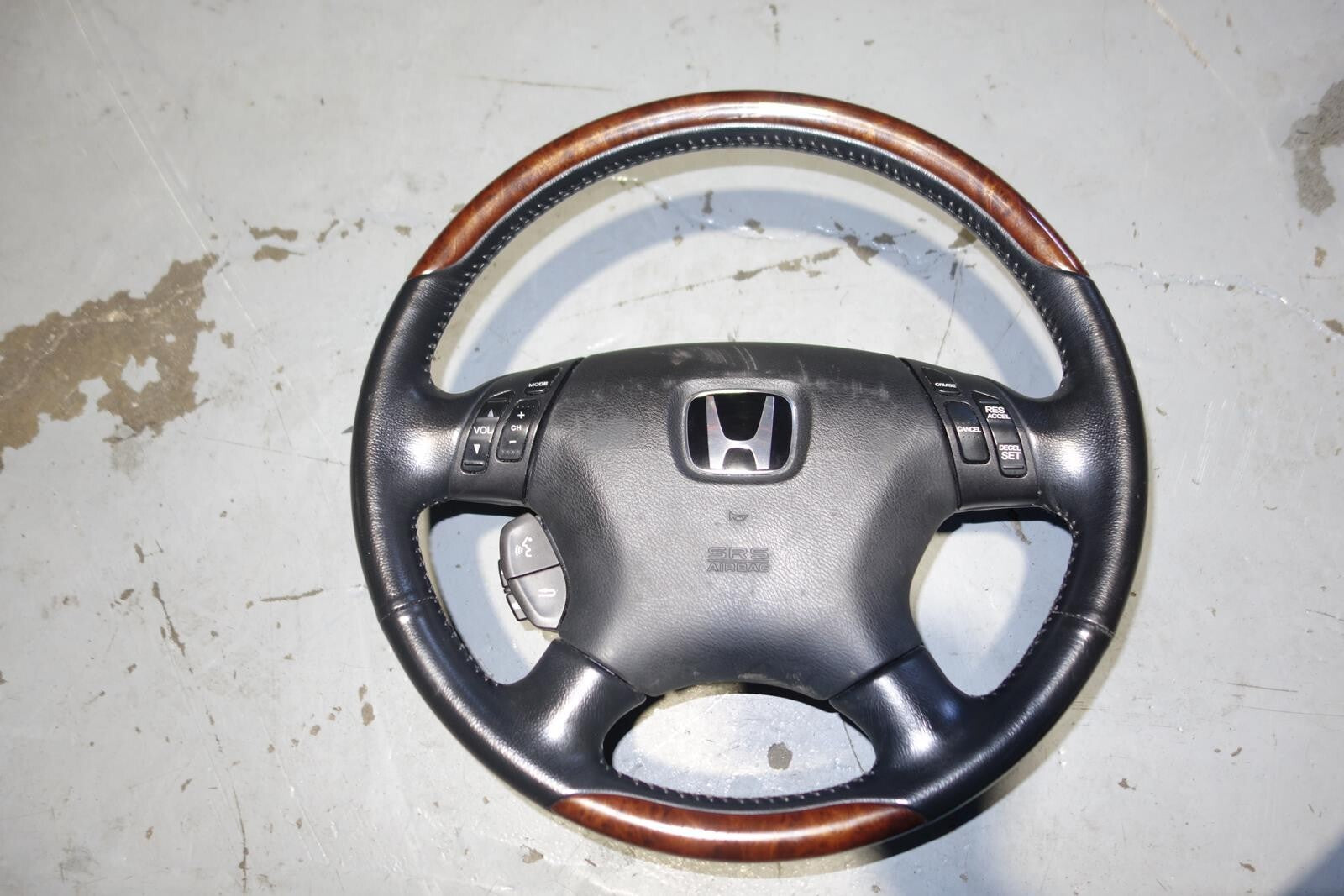 JDM Honda Inspire UC1 Honda Accord Steering Wheel OEM 2003-2007